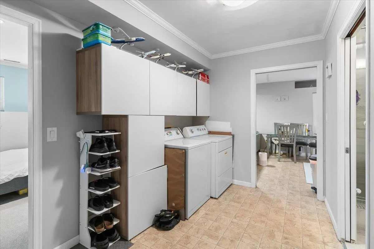 2561 Stoney Creek Place