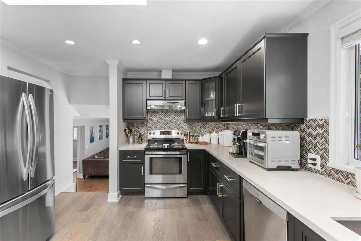 2561 Stoney Creek Place