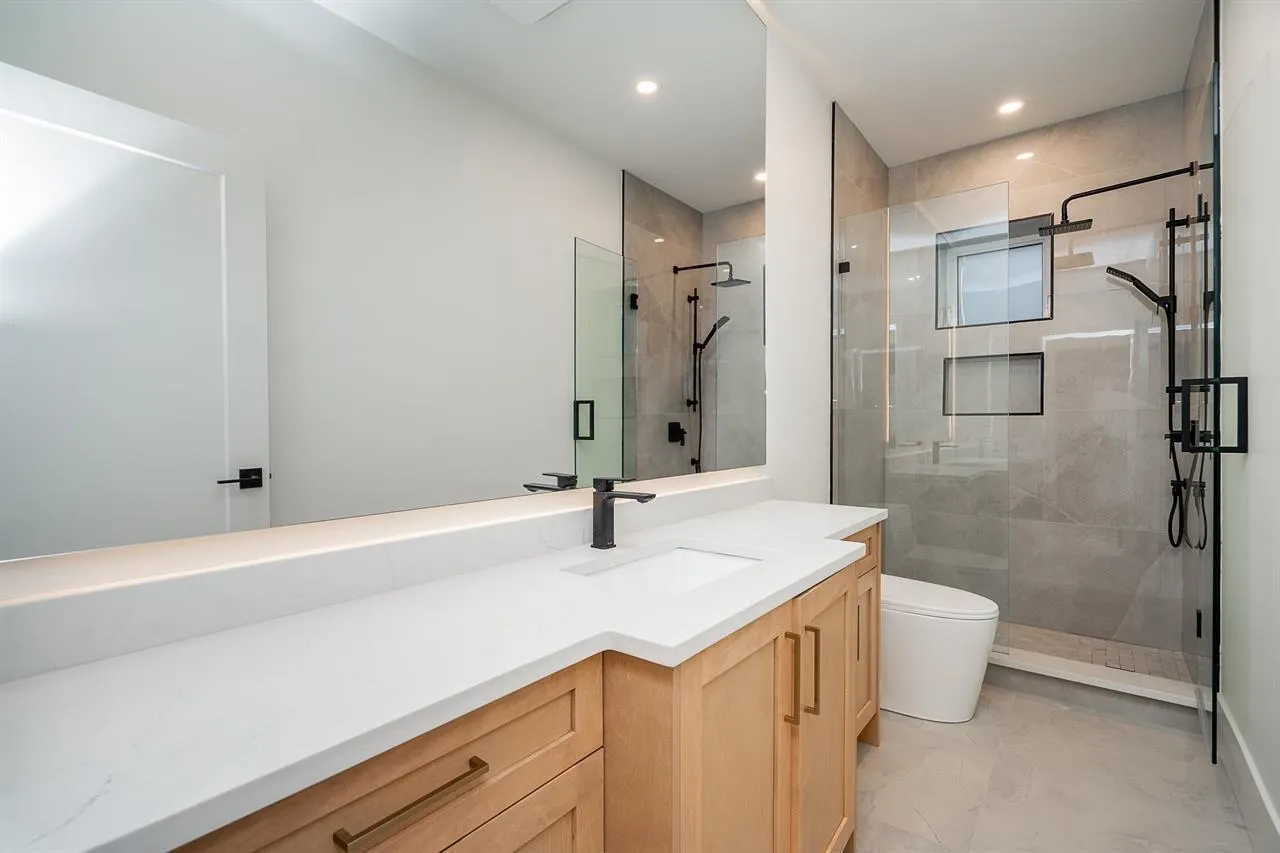 5091 Patrick Street