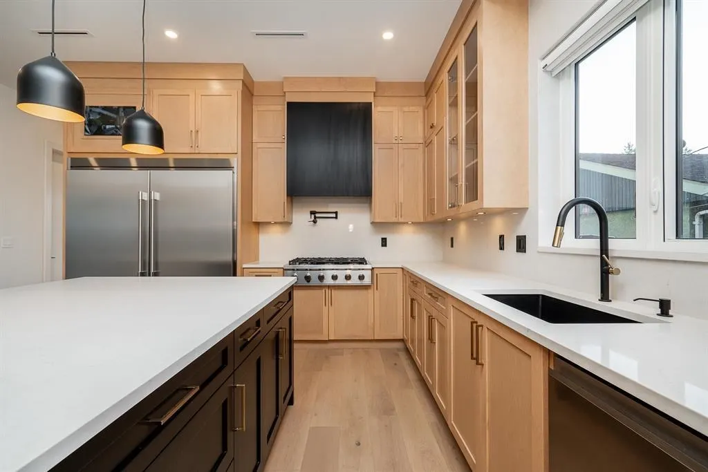 5091 Patrick Street