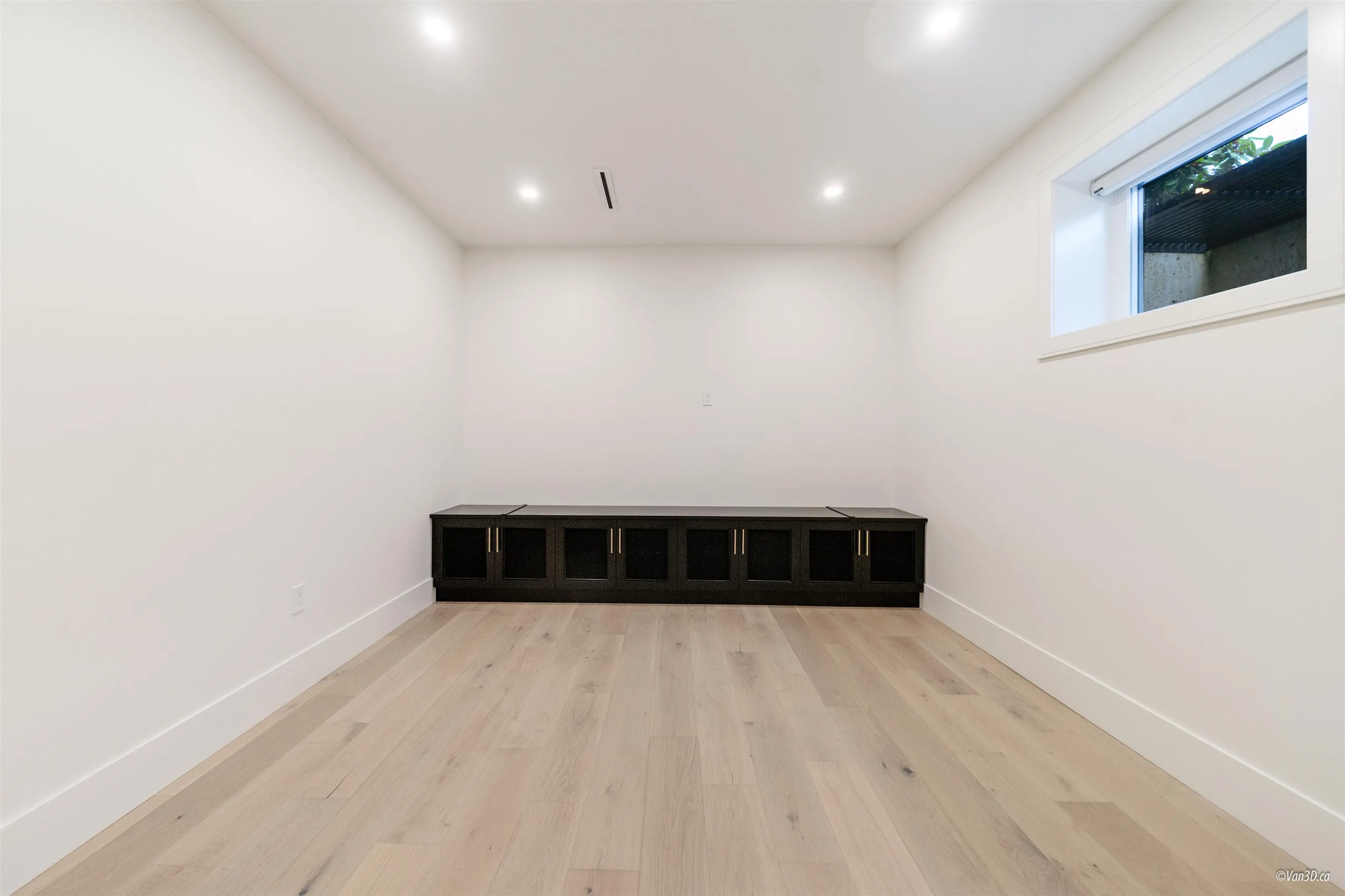 5091 Patrick Street