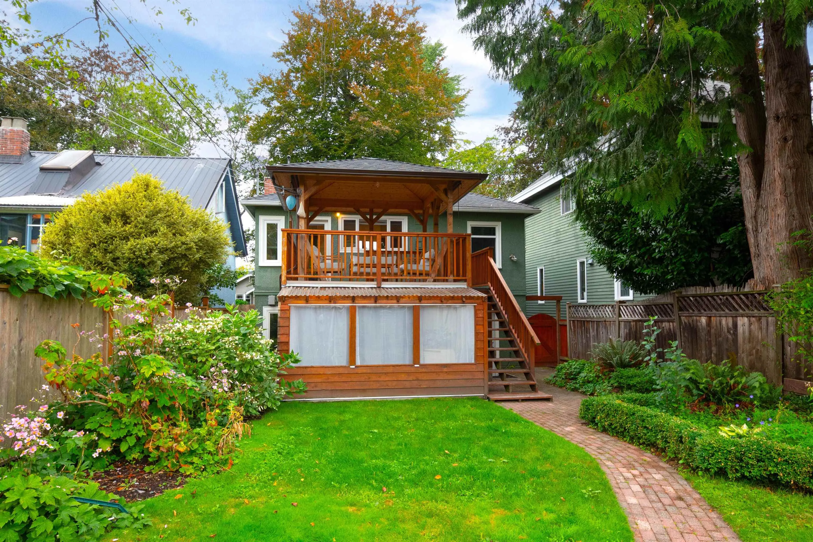 3476 W 13th Avenue