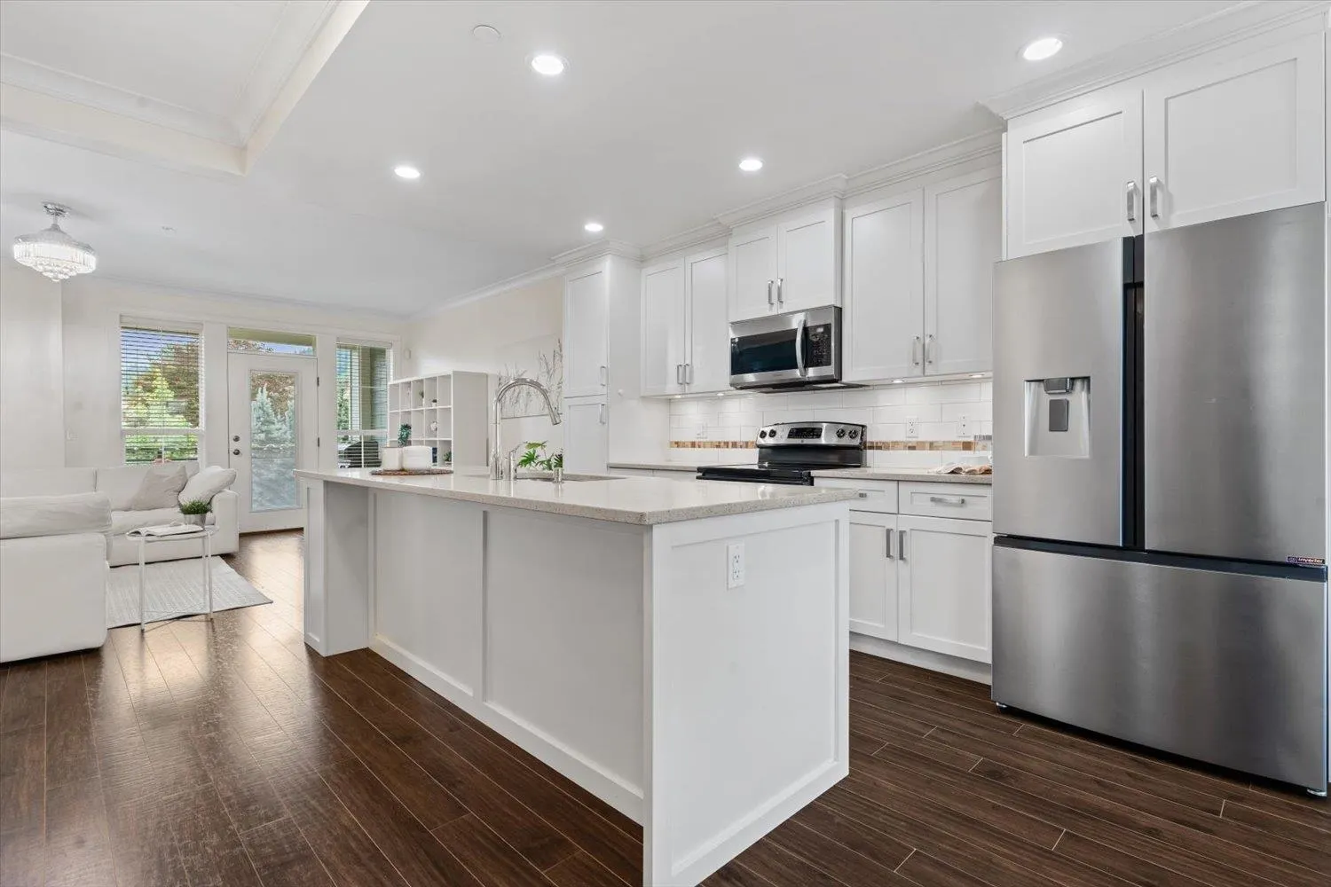 34 45290 Soowahlie Crescent