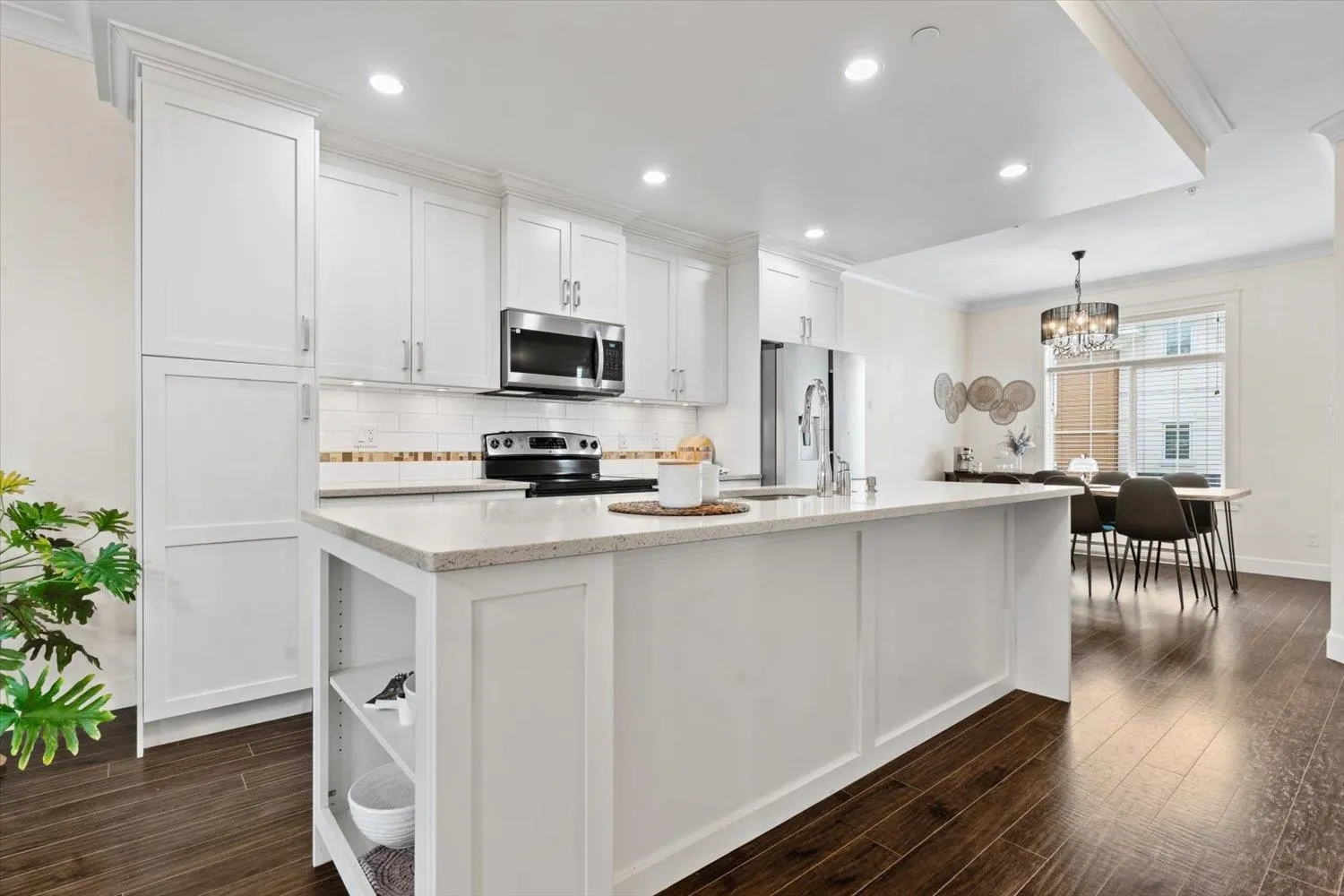 34 45290 Soowahlie Crescent