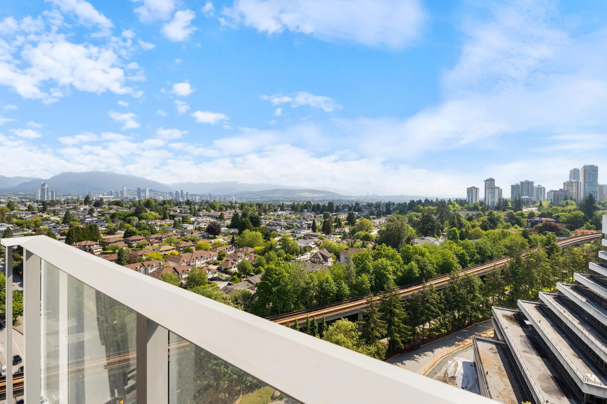 2106 5515 Boundary Road