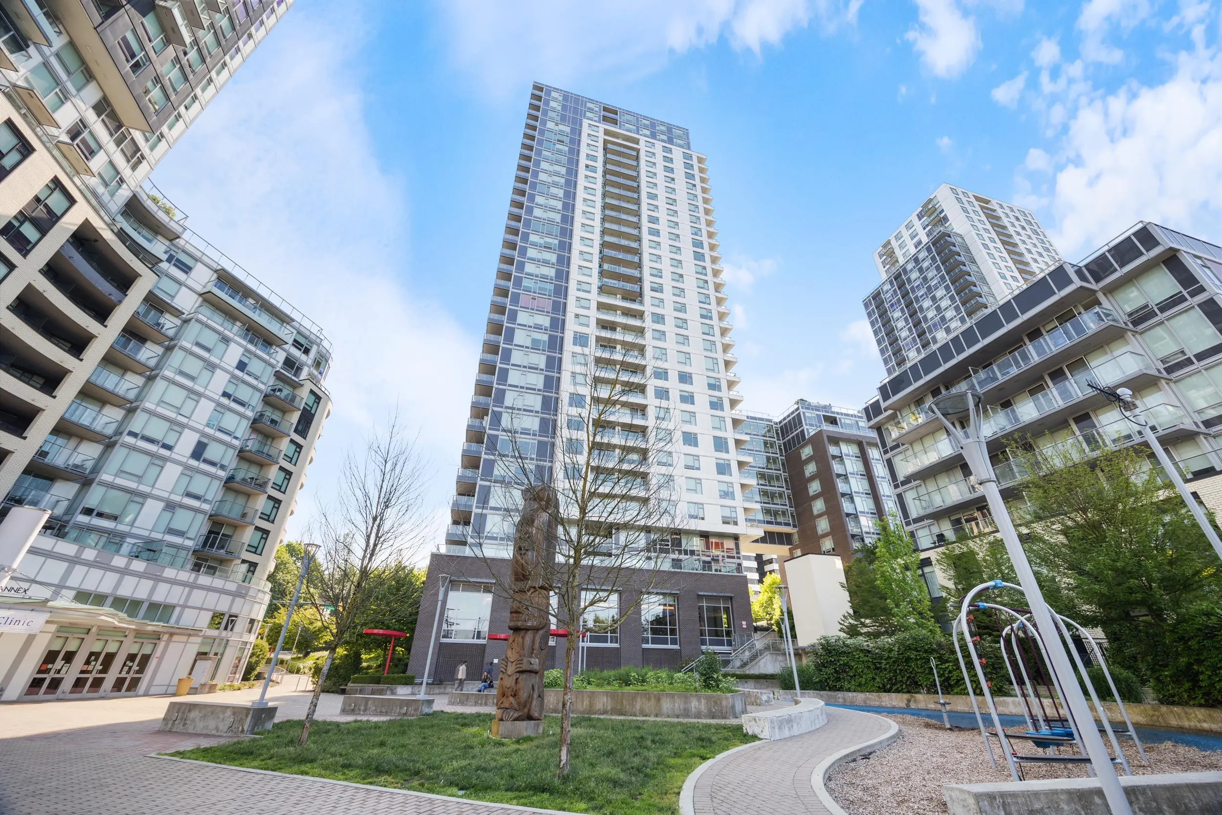 2106 5515 Boundary Road