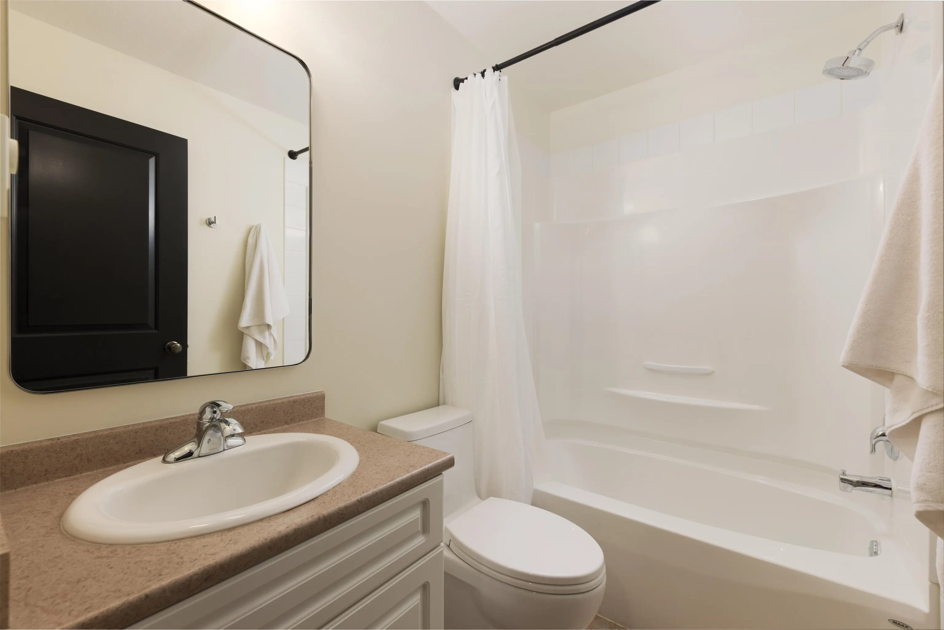 5789 Shawnigan Drive