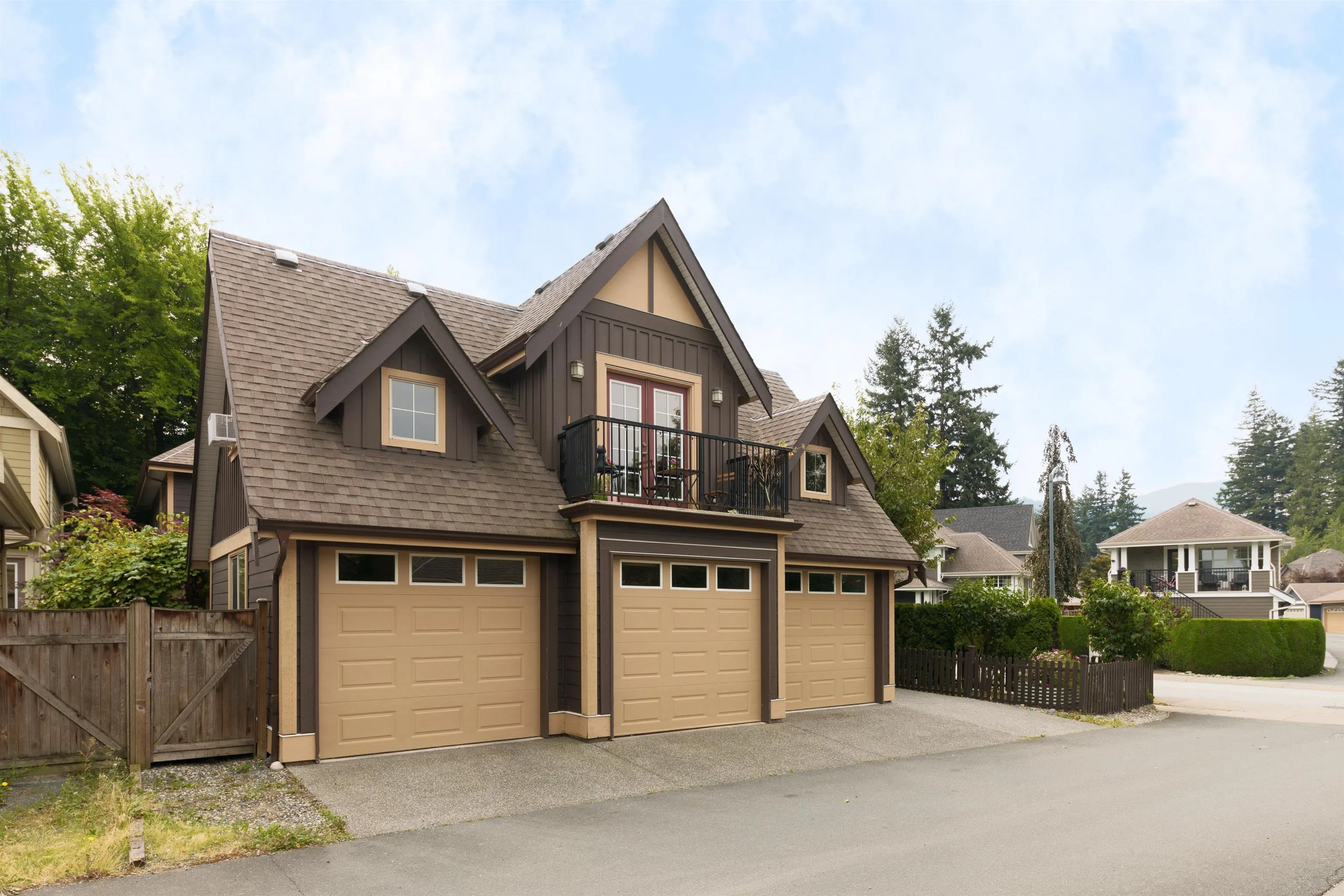 5789 Shawnigan Drive