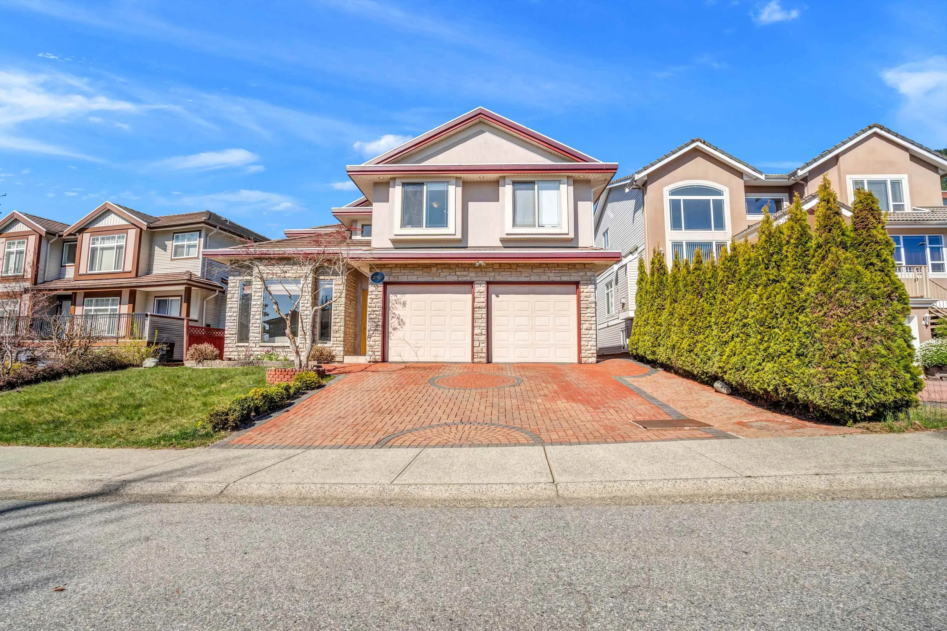 2116 Turnberry Lane
