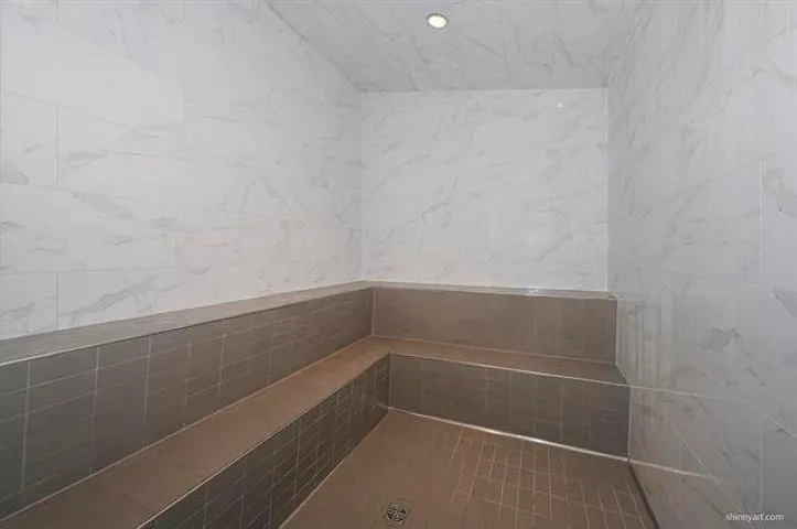 4101 680 Quayside Drive