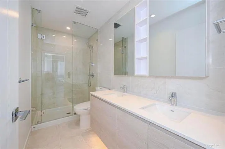 4101 680 Quayside Drive