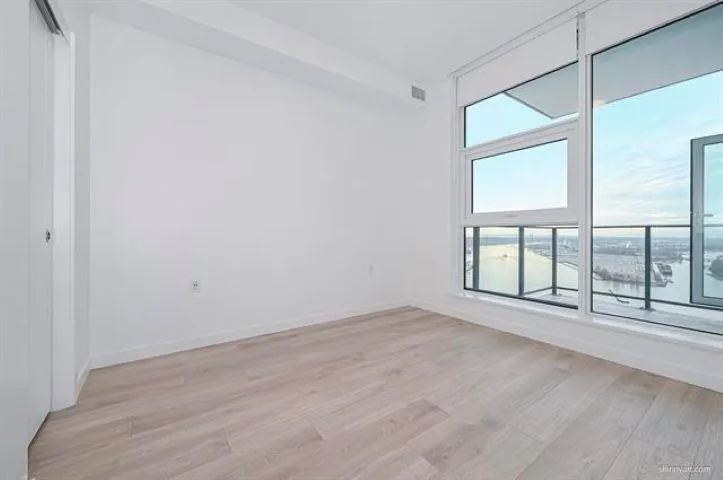 4101 680 Quayside Drive