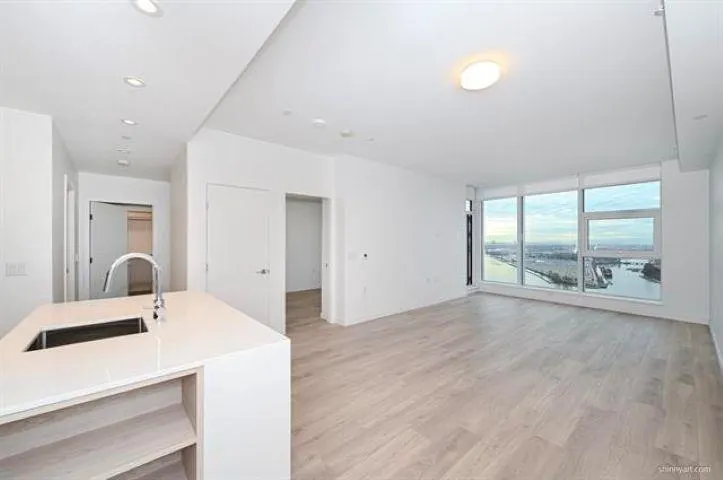 4101 680 Quayside Drive