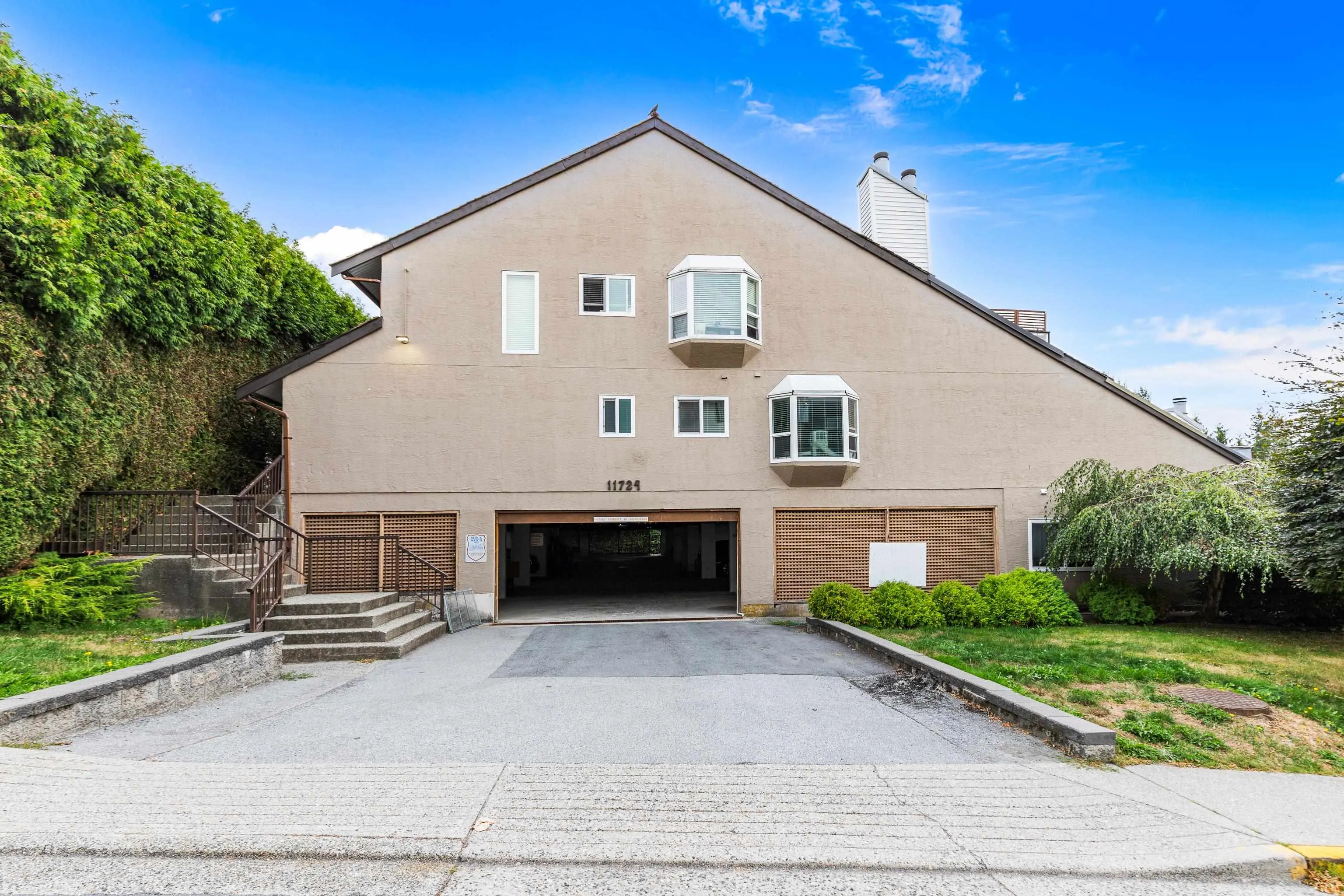 201 11724 225 Street