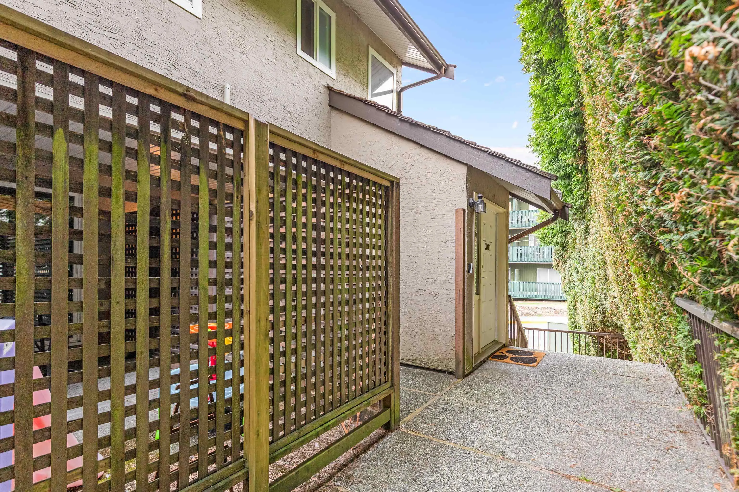 201 11724 225 Street