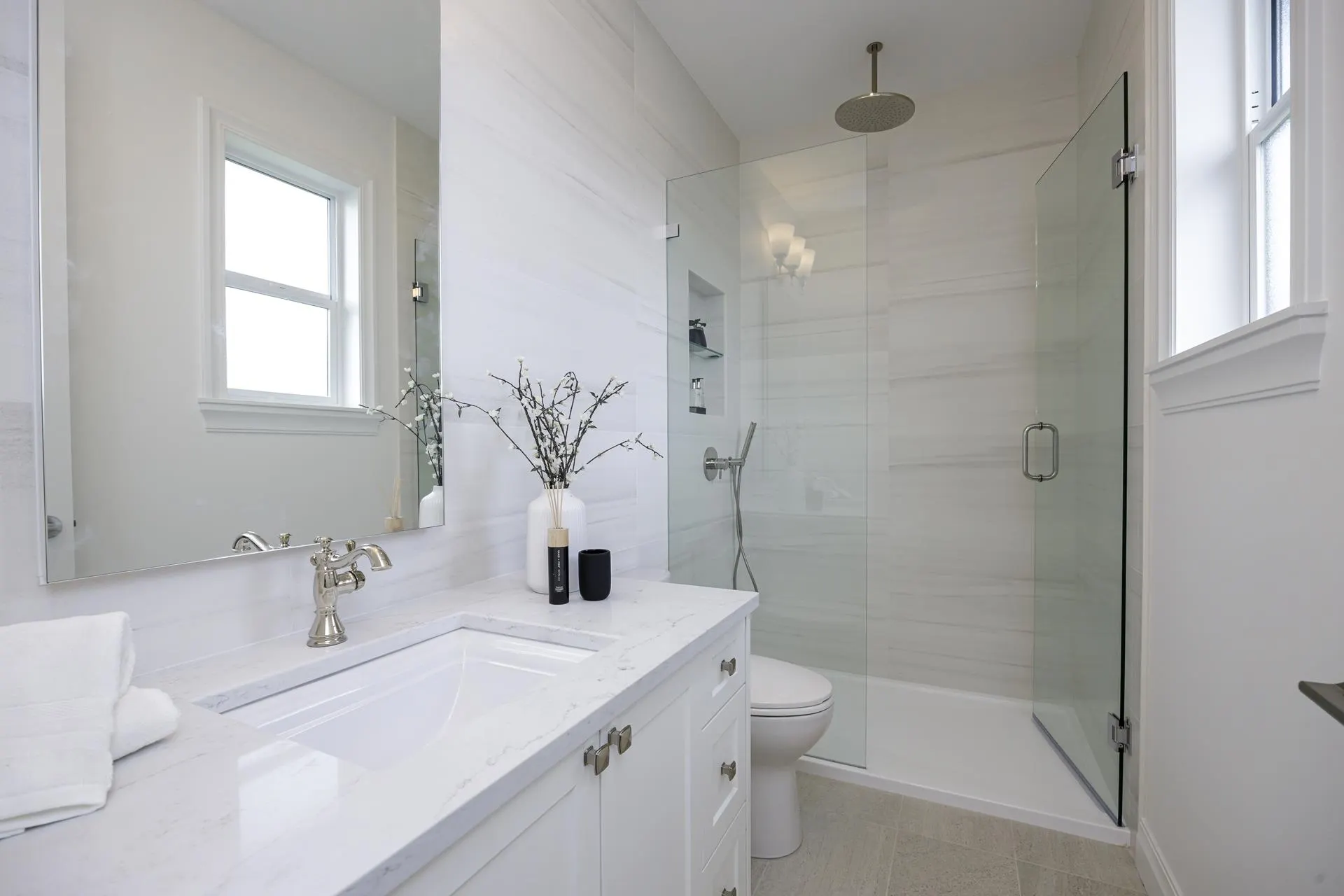 261 E 23rd Street
