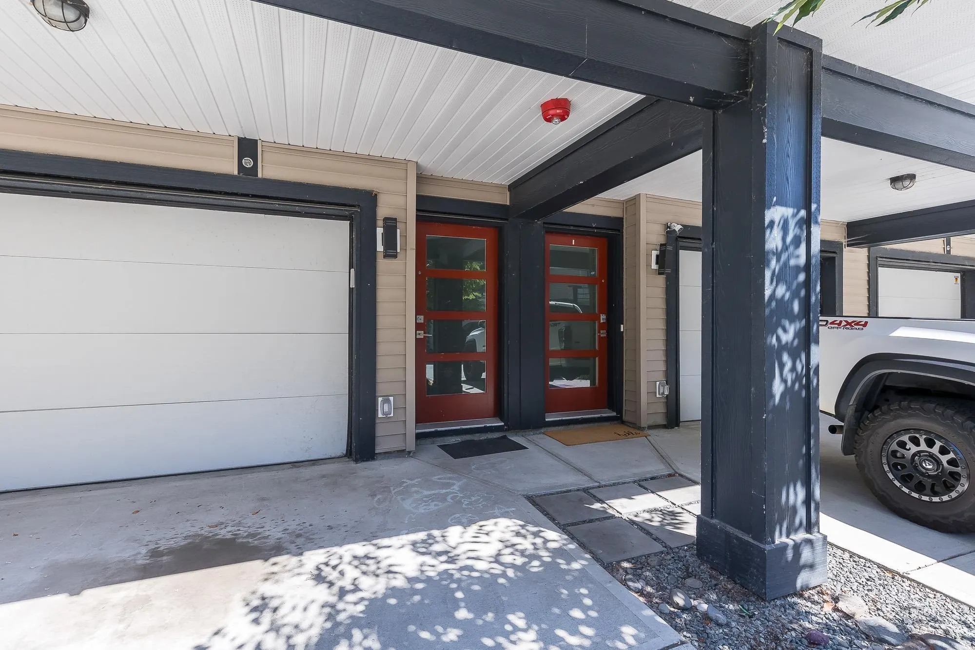 26 8413 Midtown Way