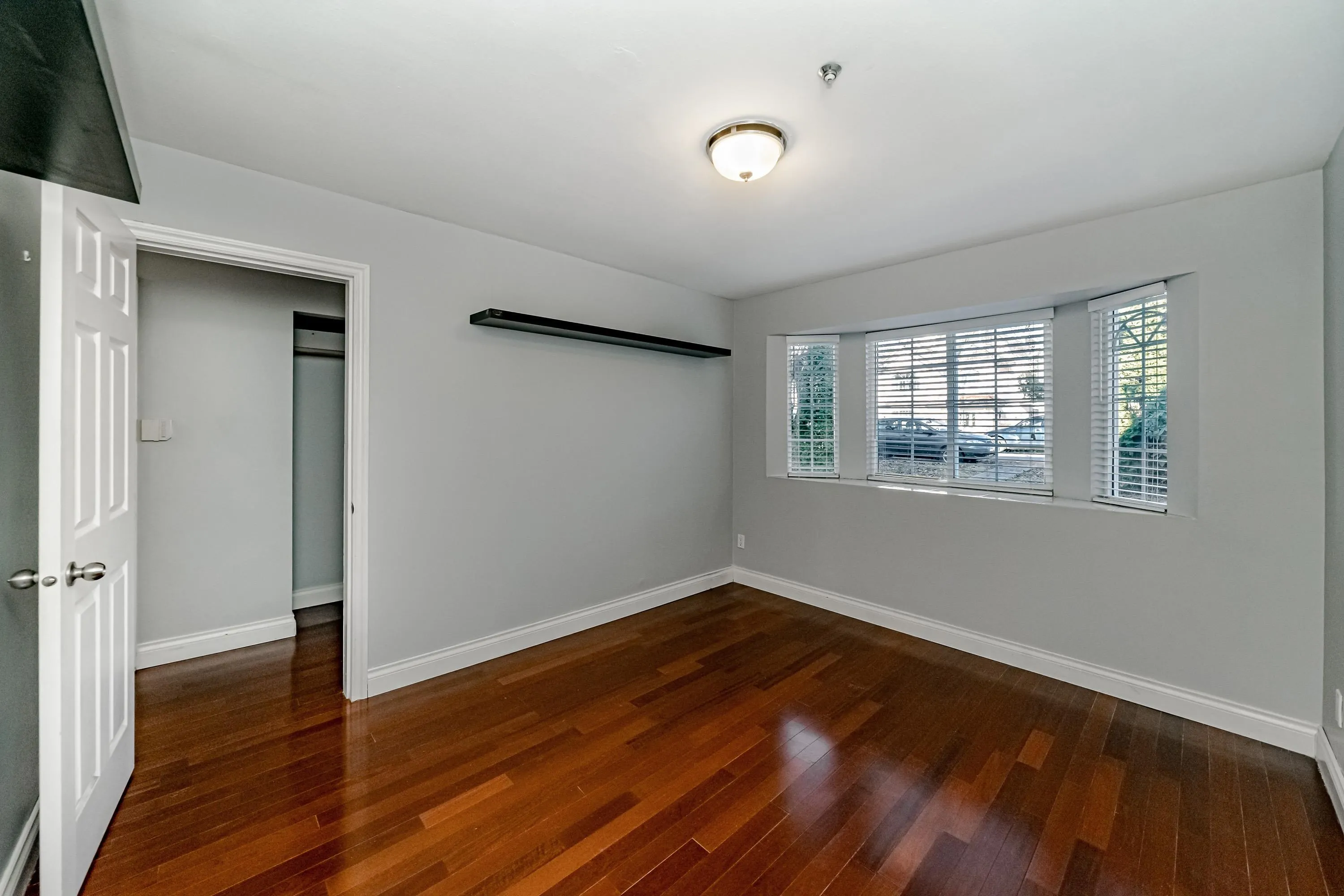 3580 William Street