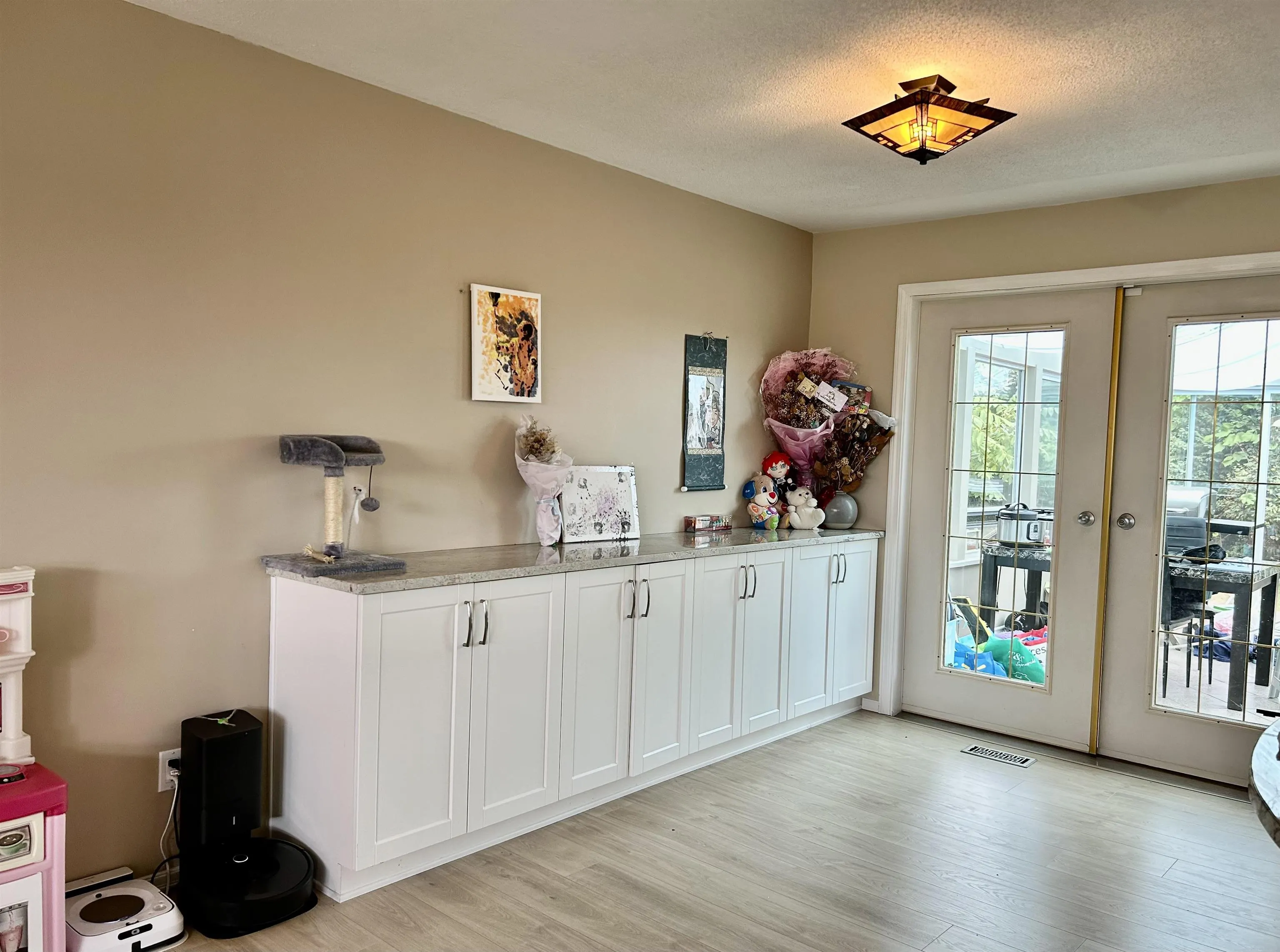 1455 Flora Place