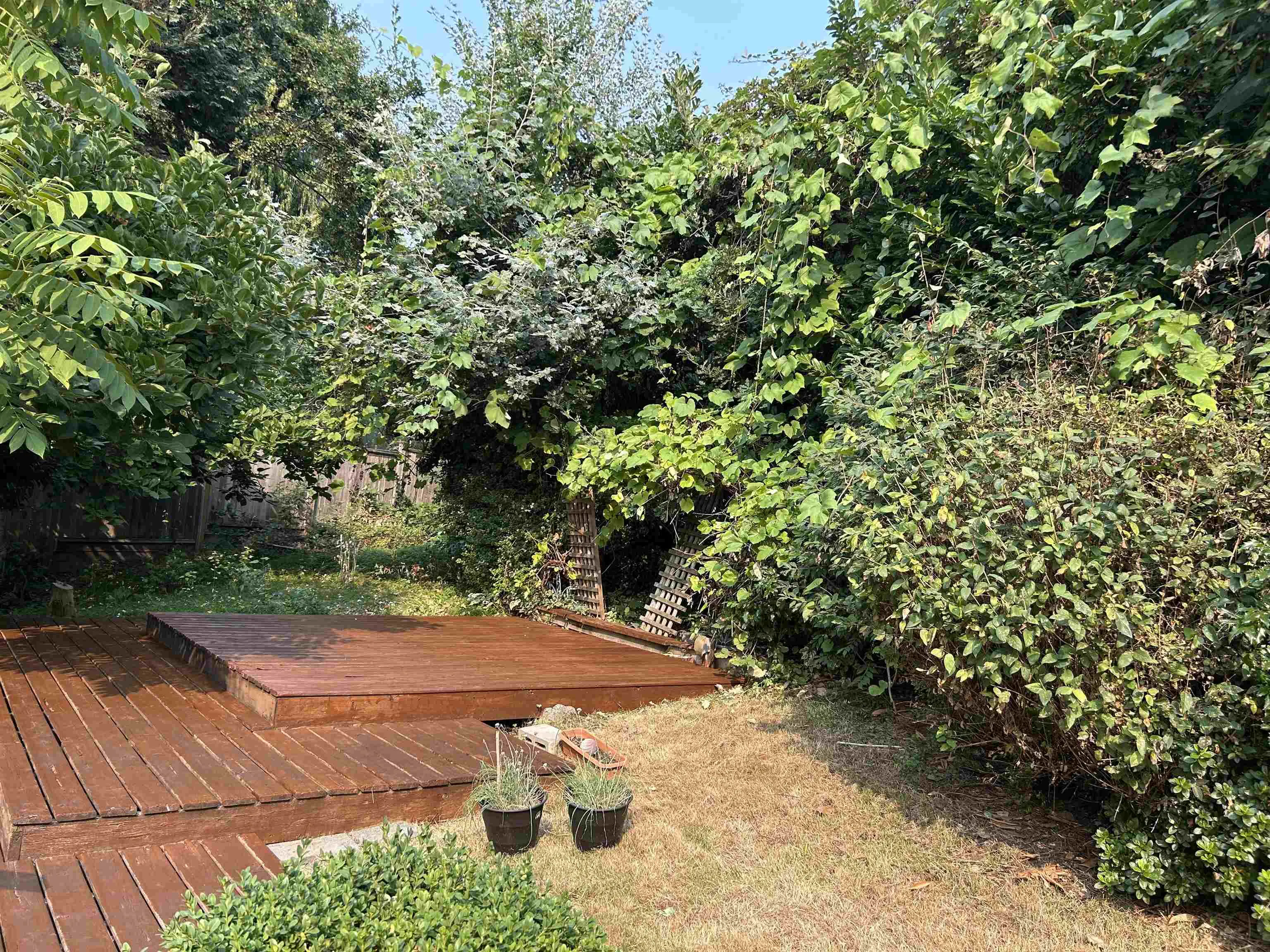 1455 Flora Place