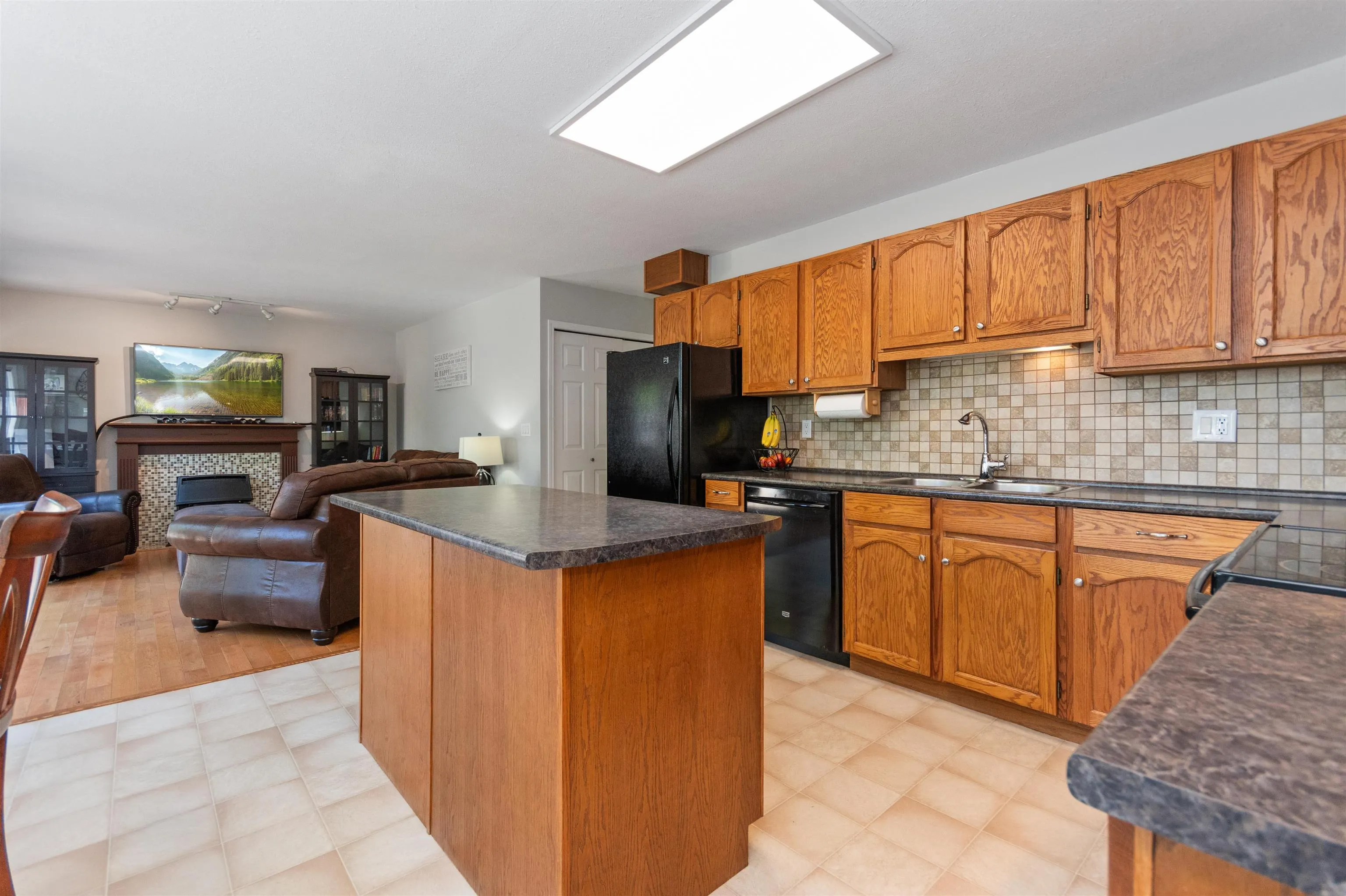7641 Sapphire Drive