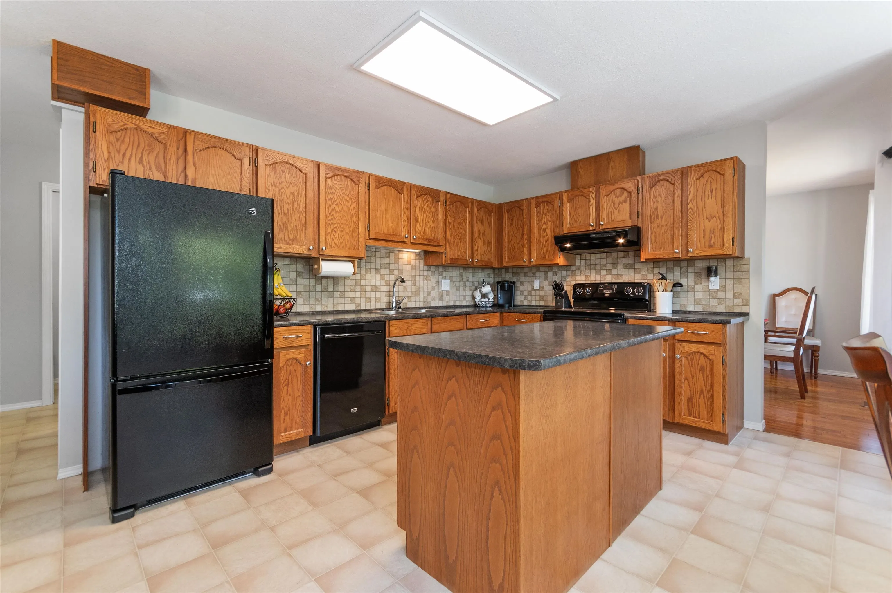 7641 Sapphire Drive
