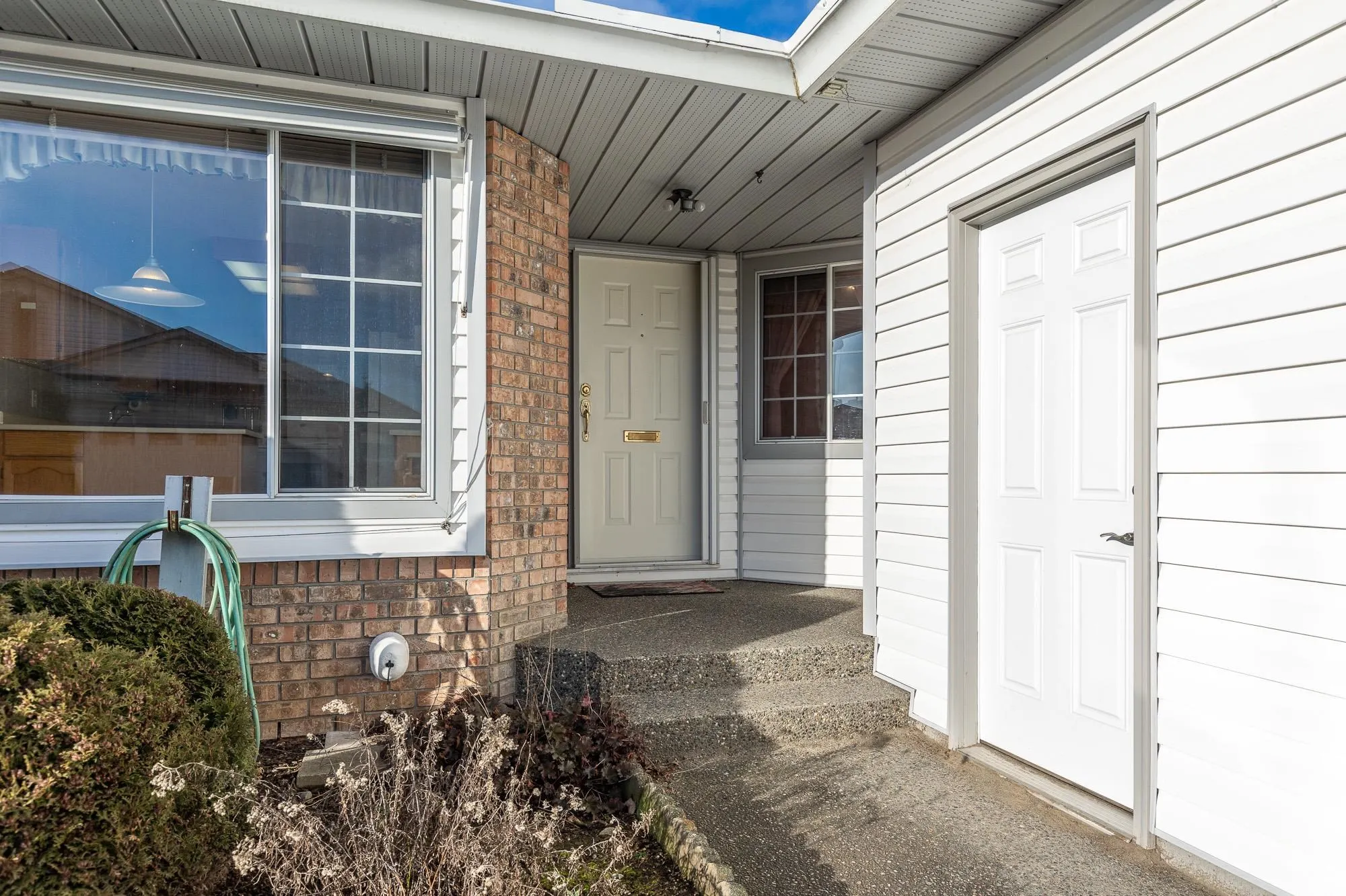 26 33922 King Road