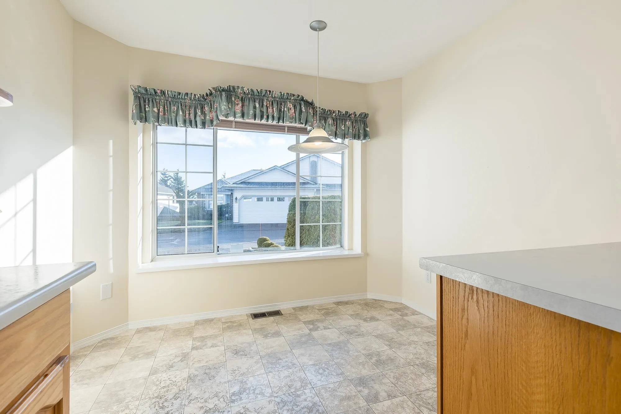 26 33922 King Road