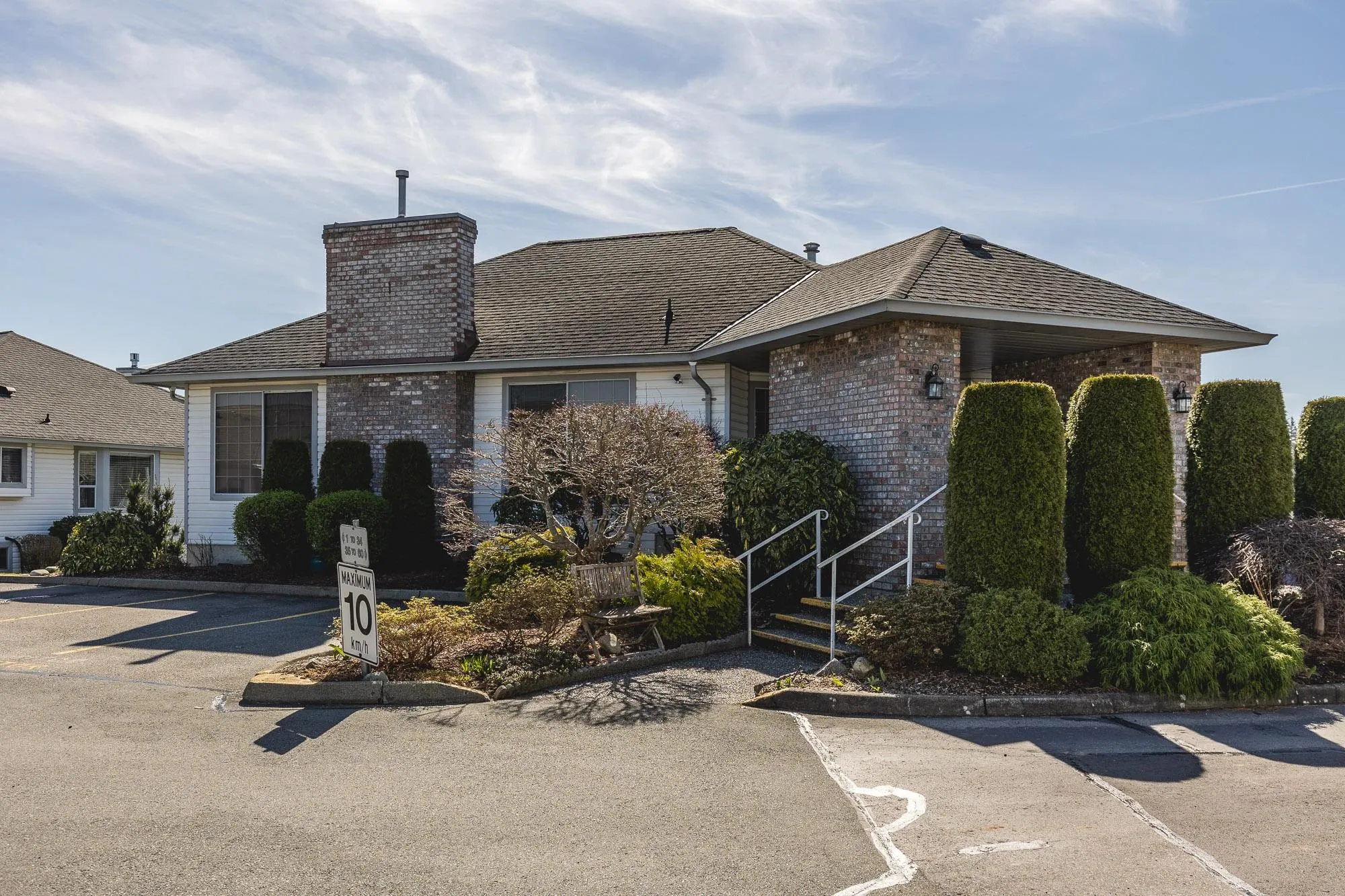 26 33922 King Road