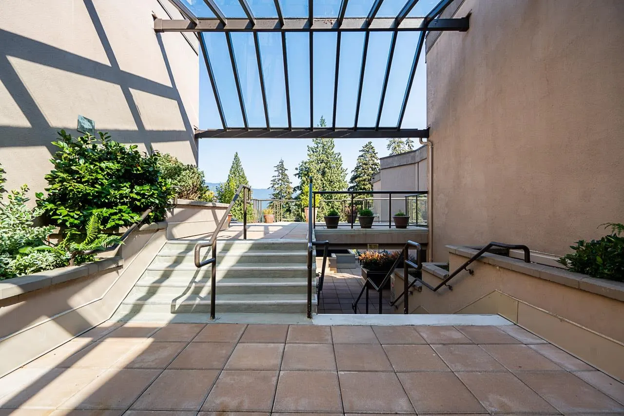 507 1500 Ostler Court