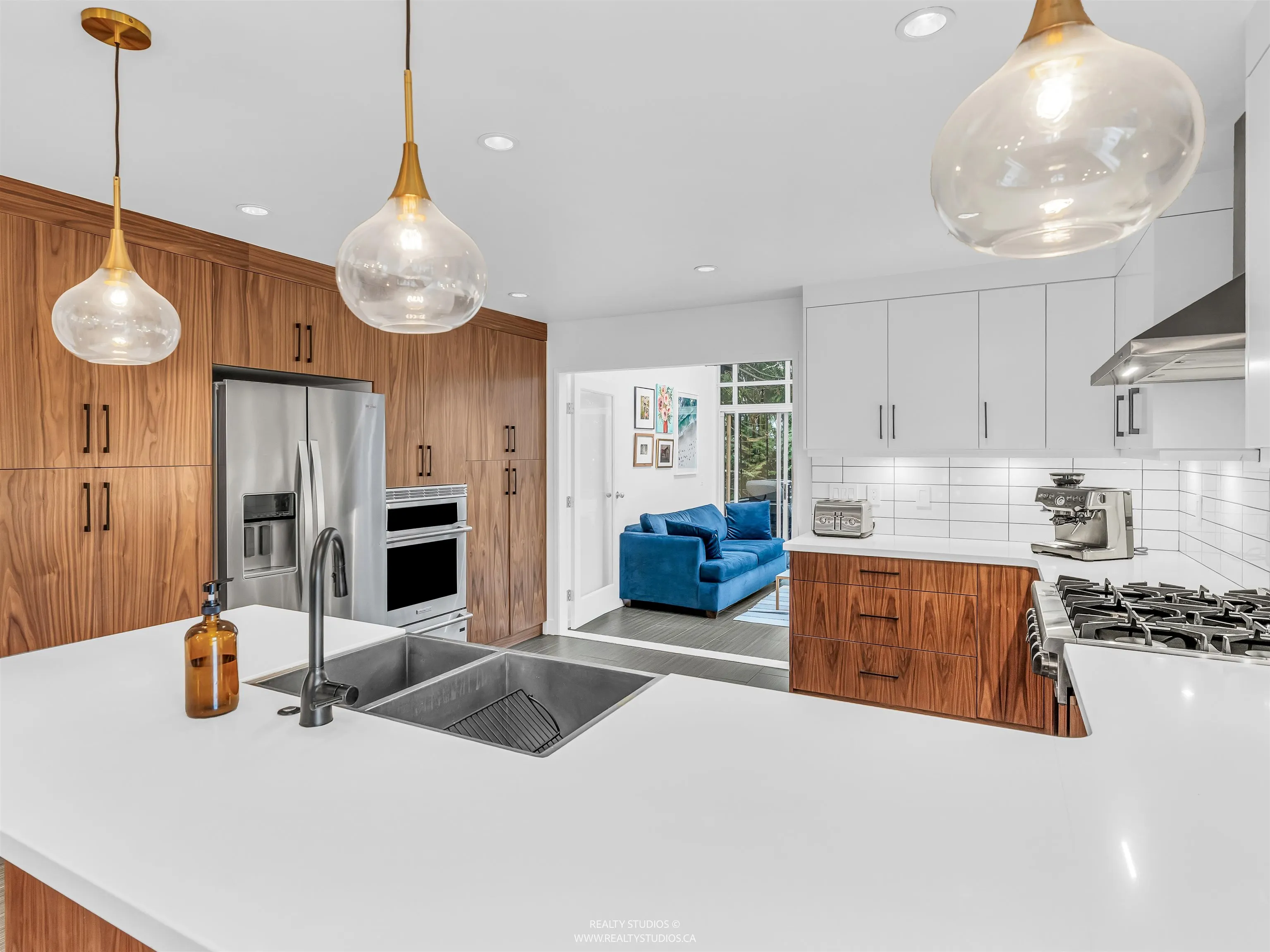 1636 Farrell Crescent