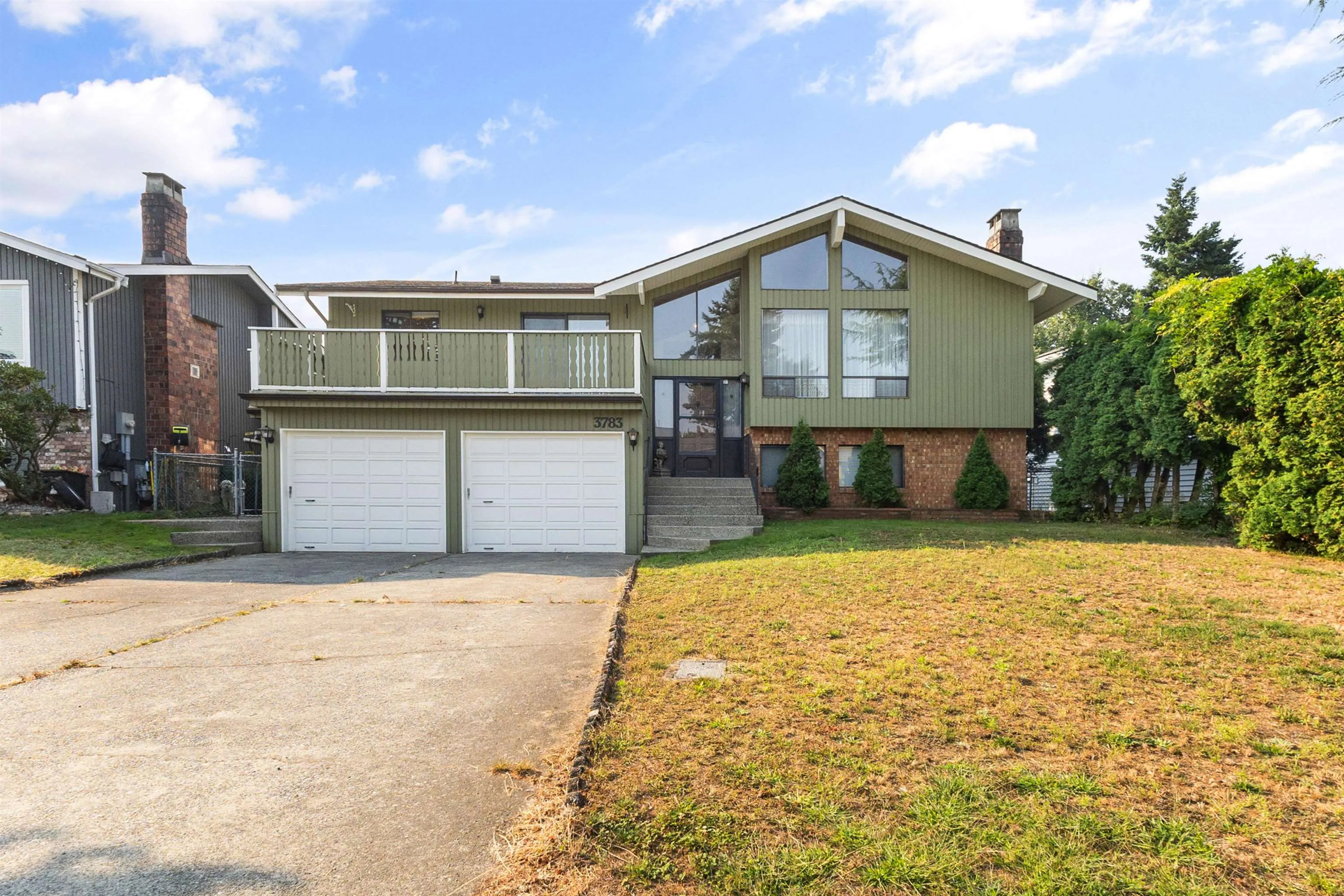 3783 Nanaimo Crescent