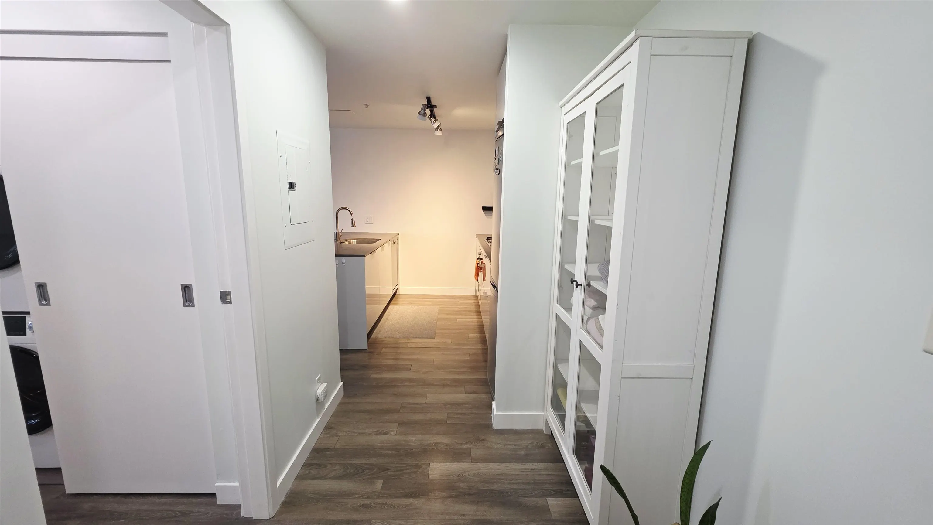 3005 128 W Cordova Street
