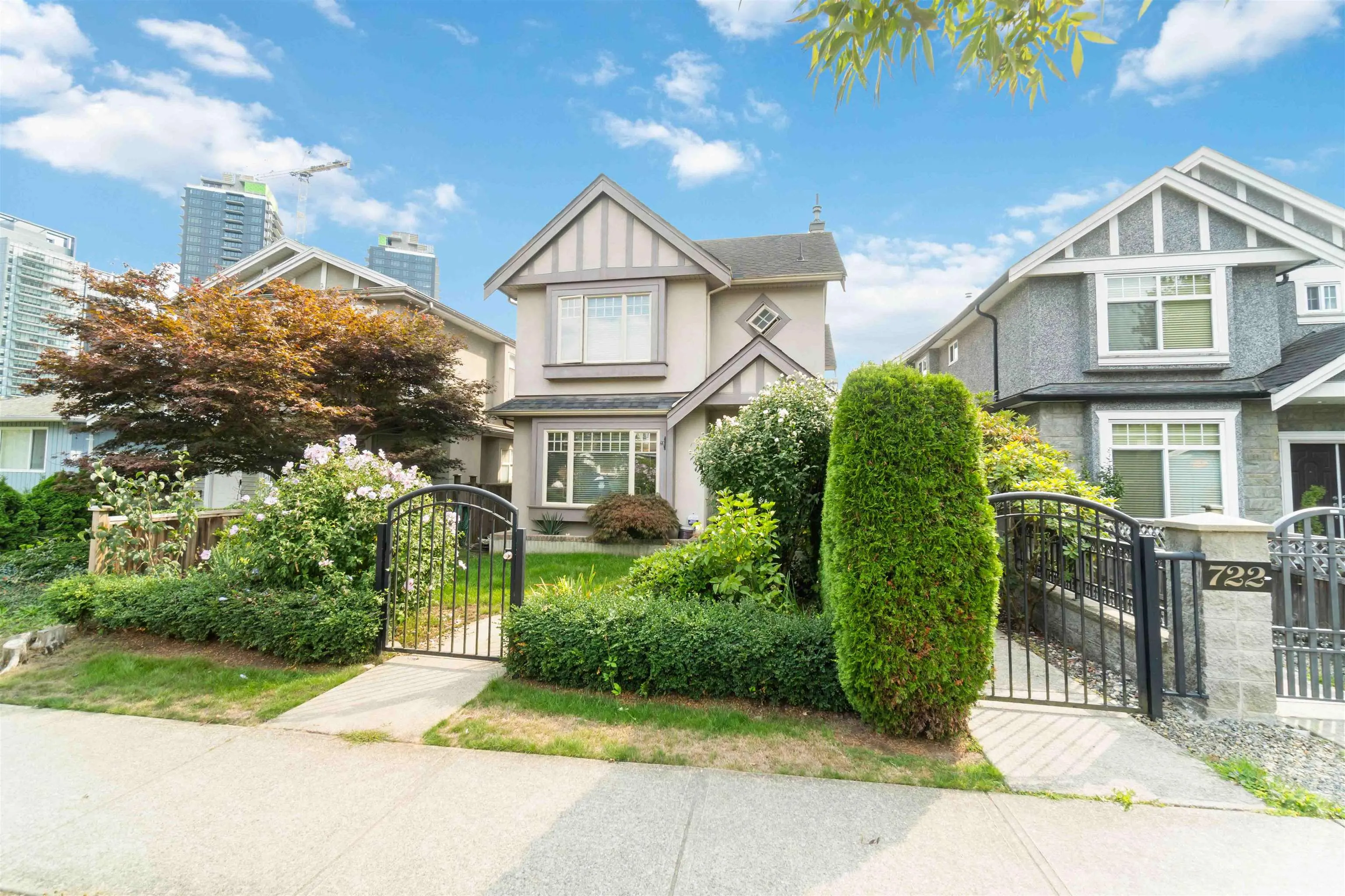 720 W 68th Avenue