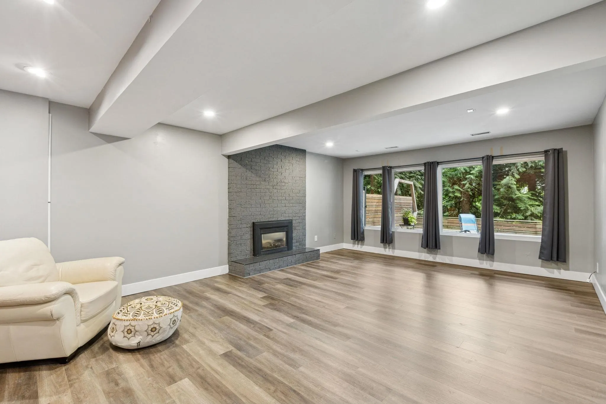 1433 Mcnair Drive