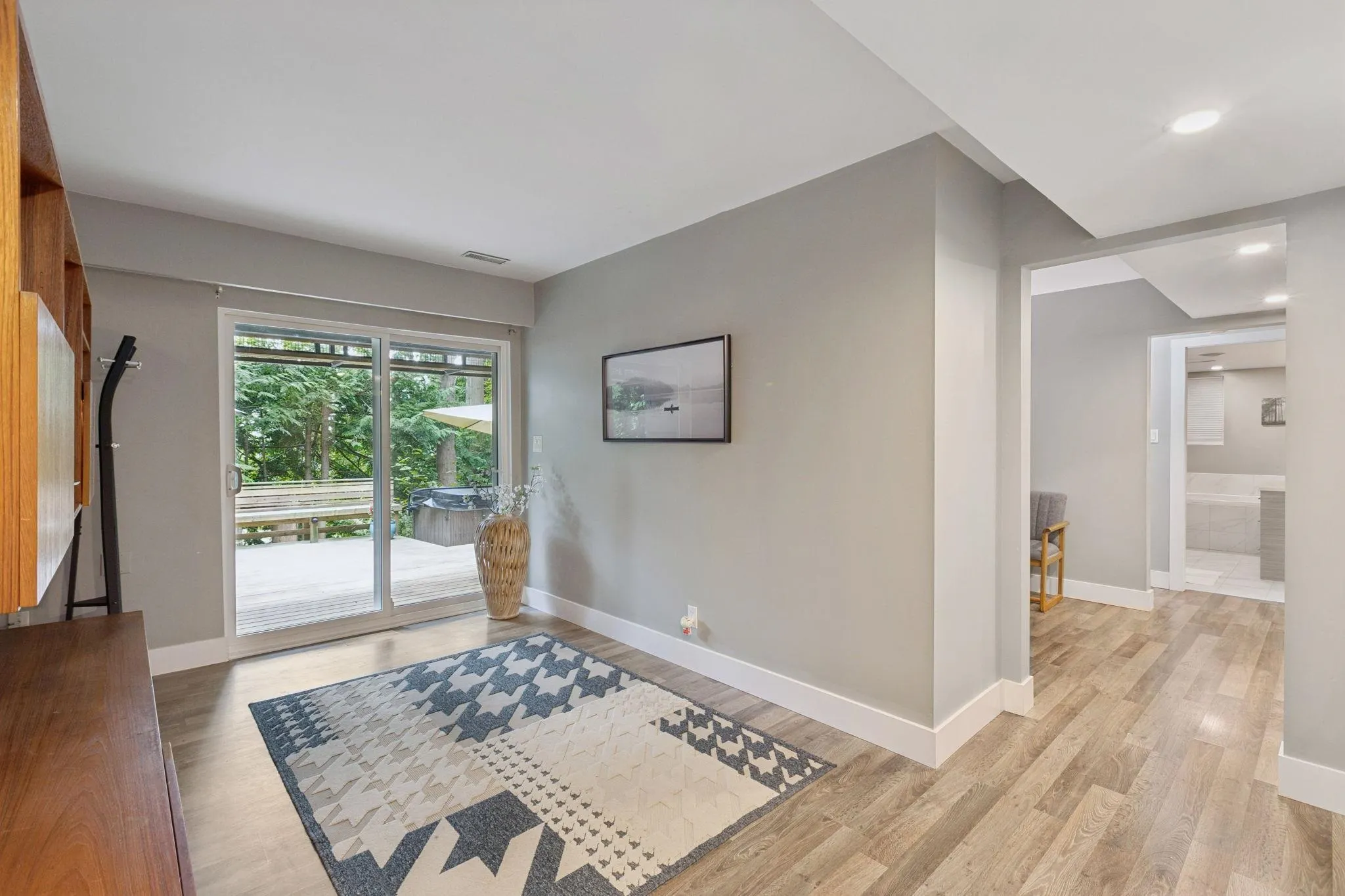 1433 Mcnair Drive
