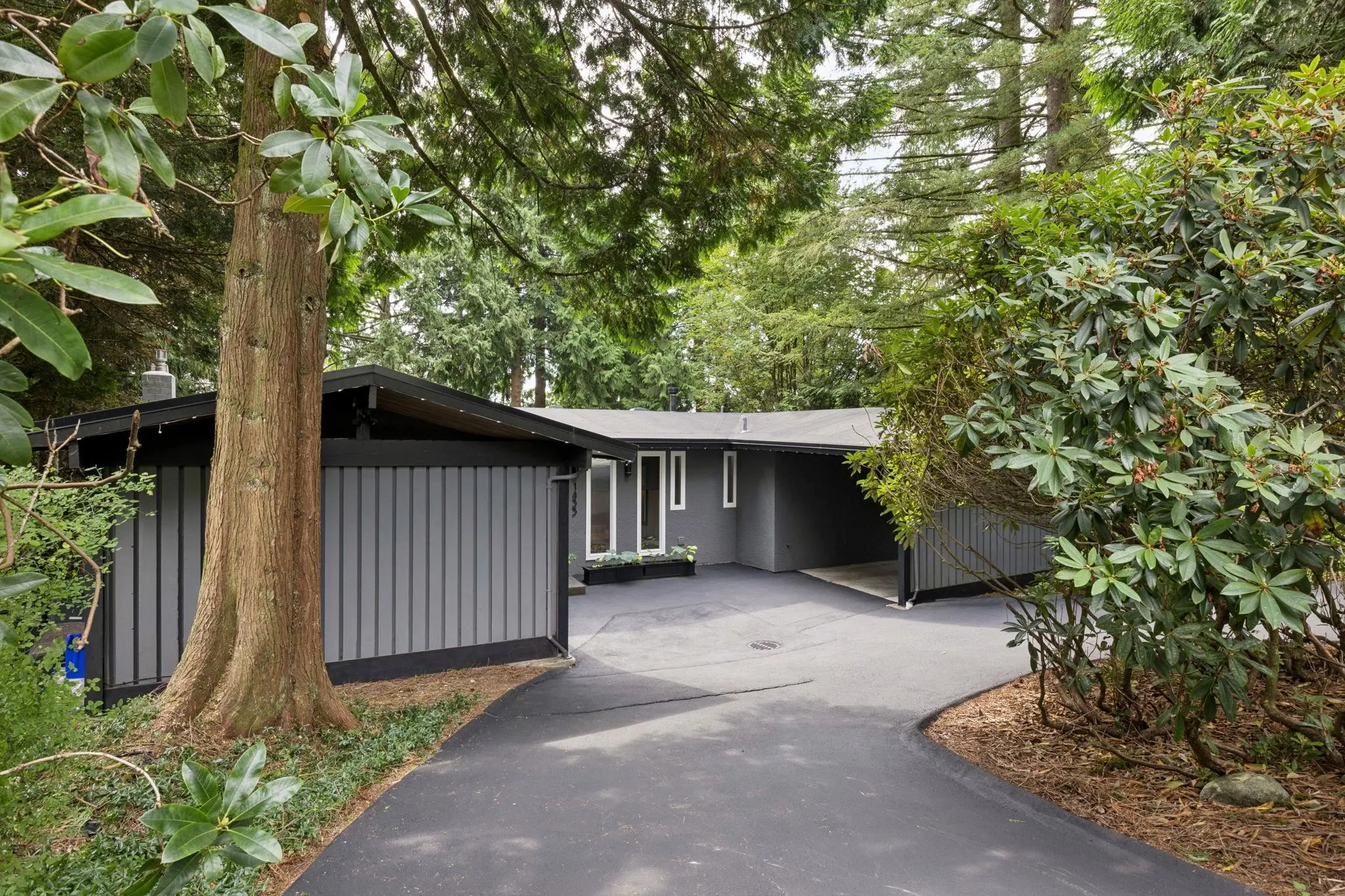 1433 Mcnair Drive