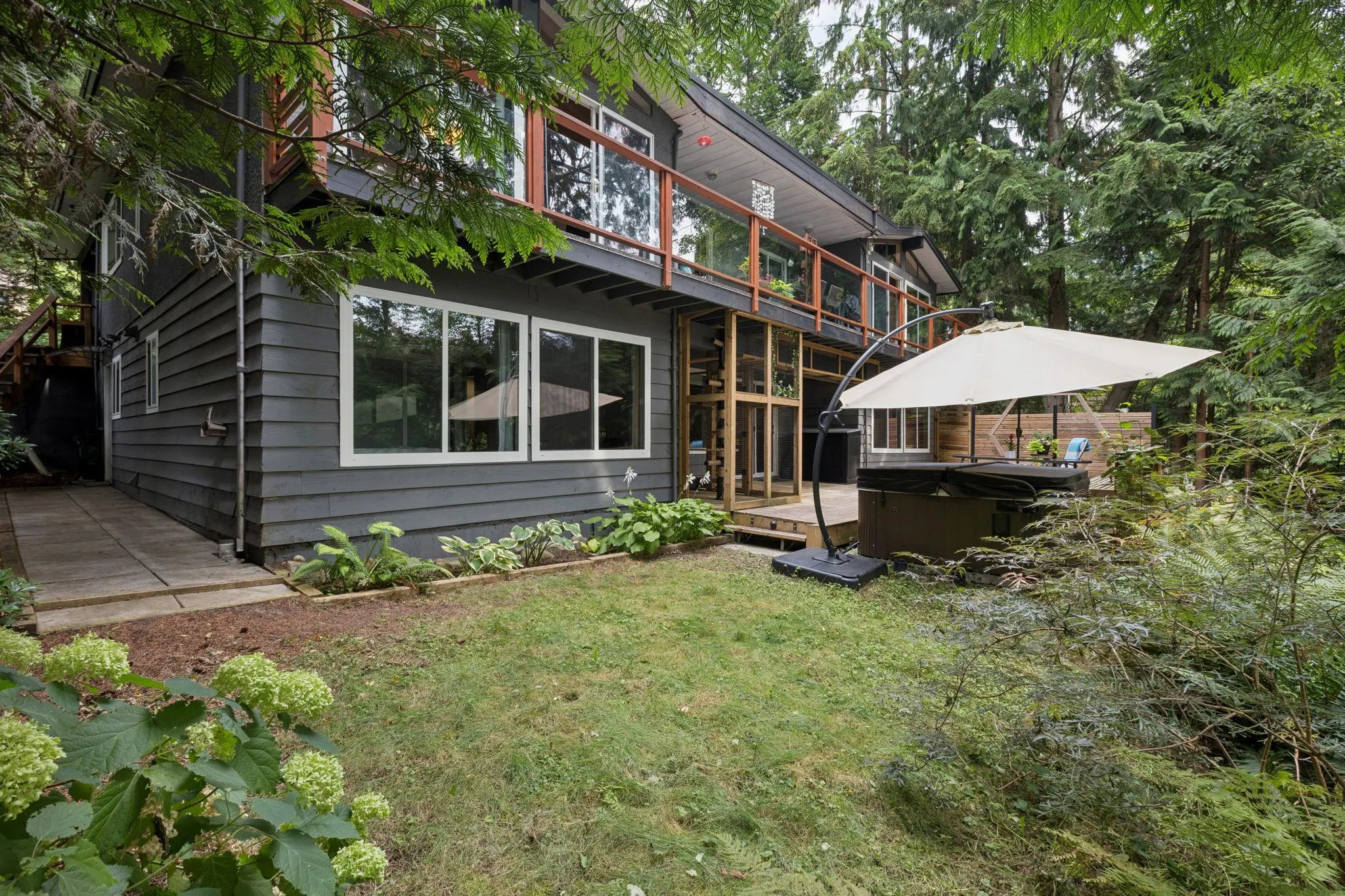 1433 Mcnair Drive