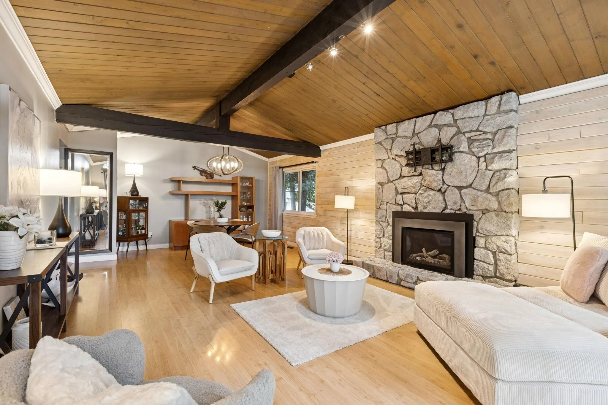 1433 Mcnair Drive