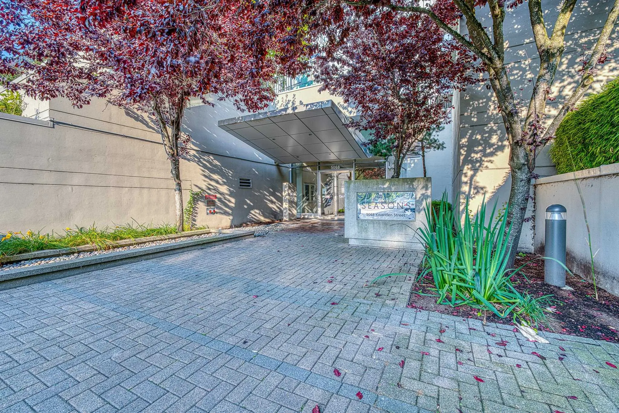 803 5068 Kwantlen Street