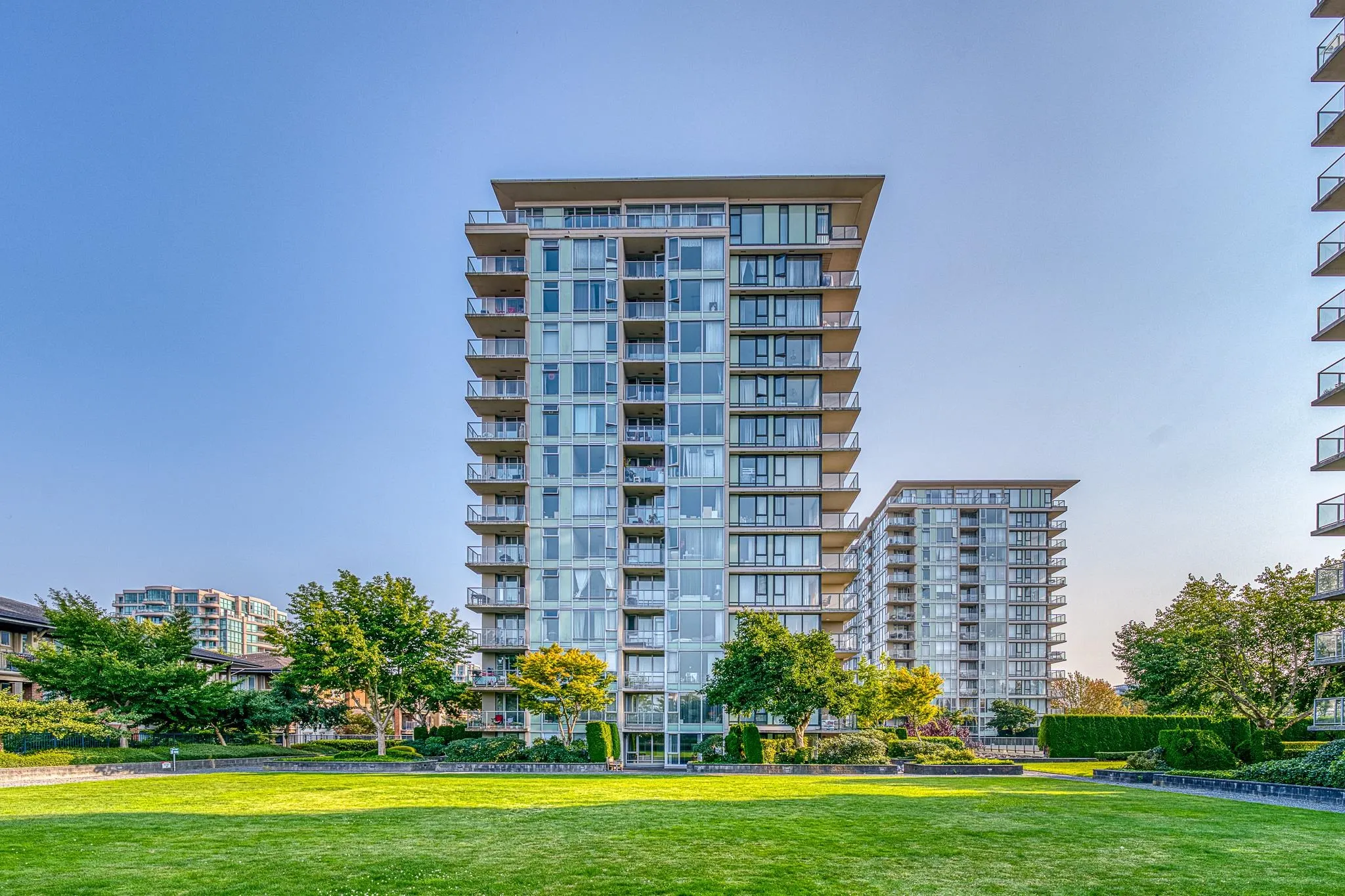 803 5068 Kwantlen Street