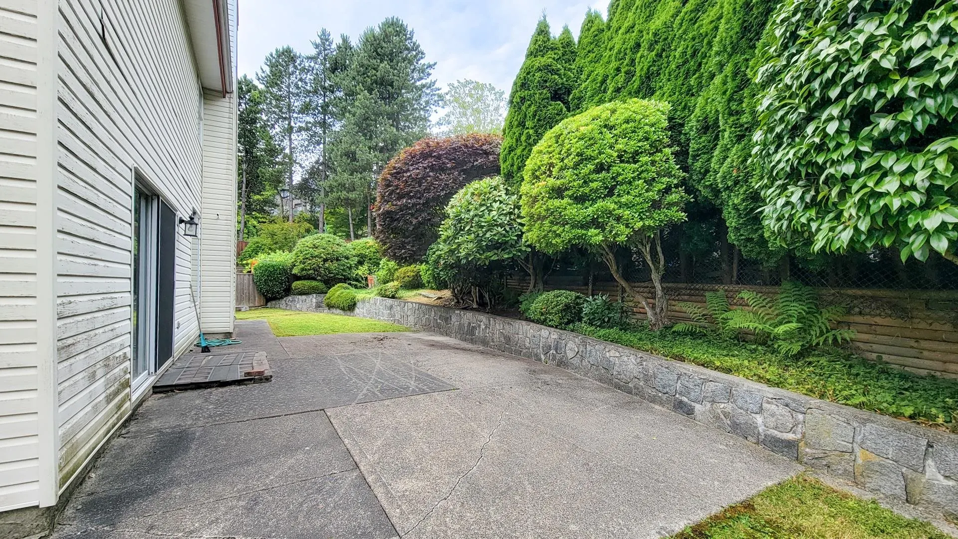 1406 Vistaview Court
