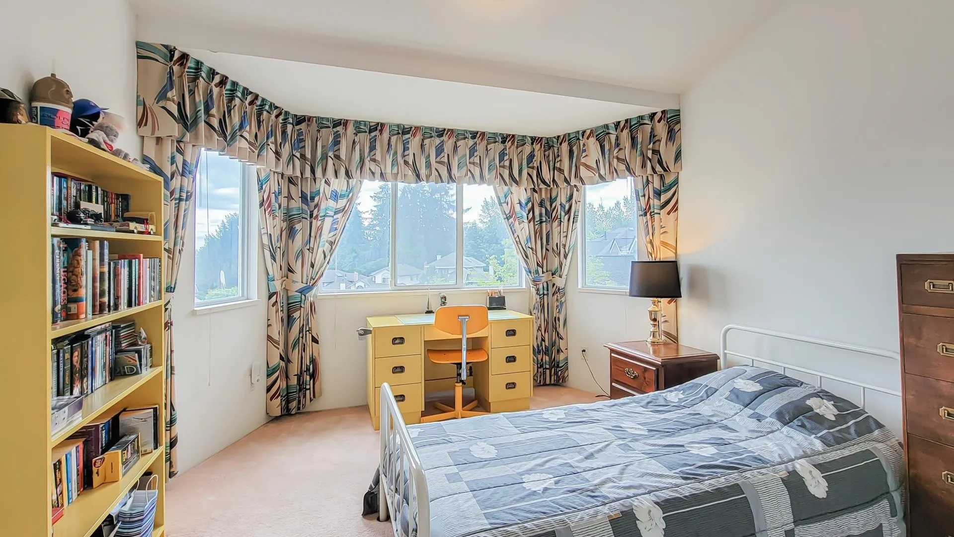 1406 Vistaview Court