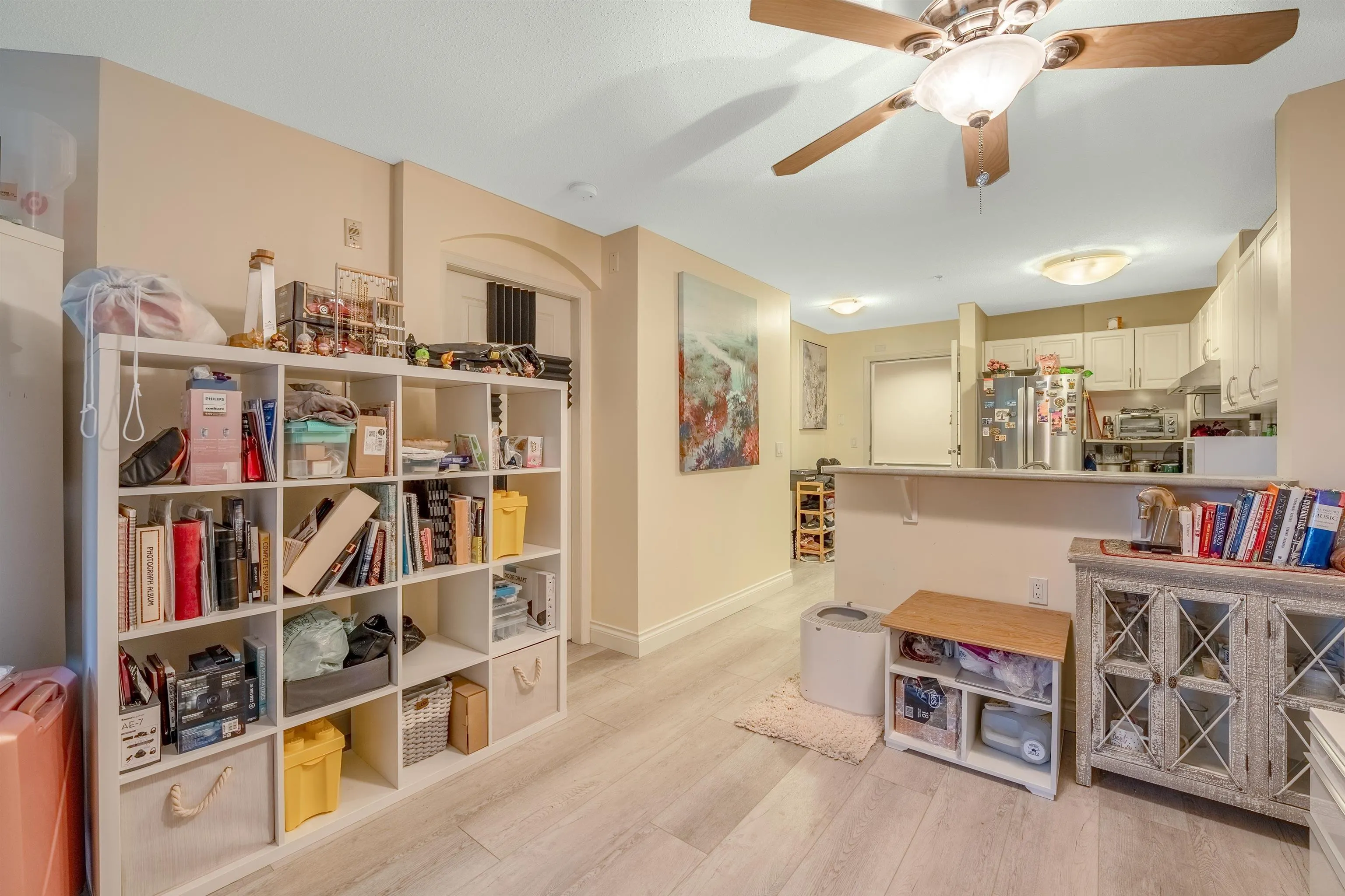 416 960 Lynn Valley Road