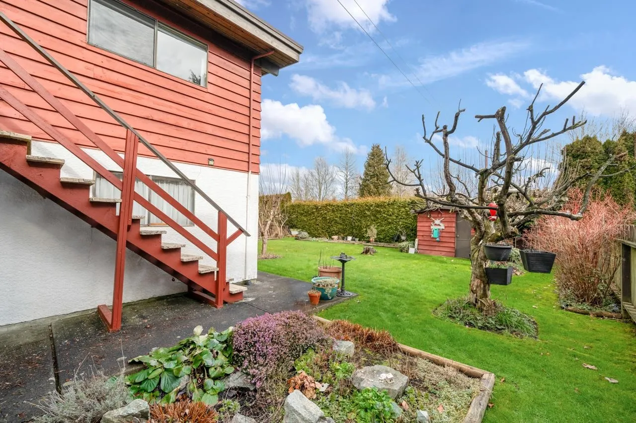 6680 Coltsfoot Drive