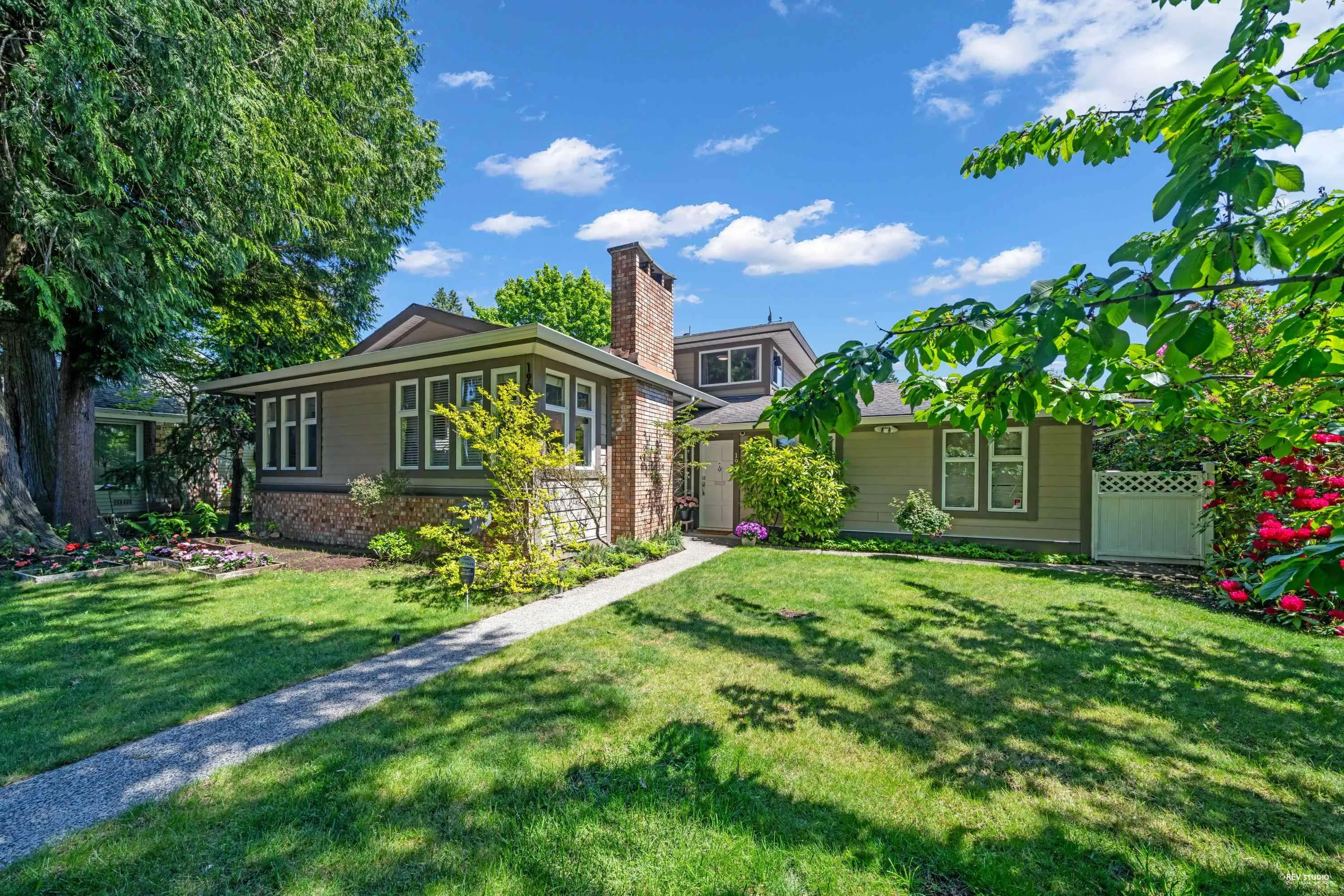1906 148 Street