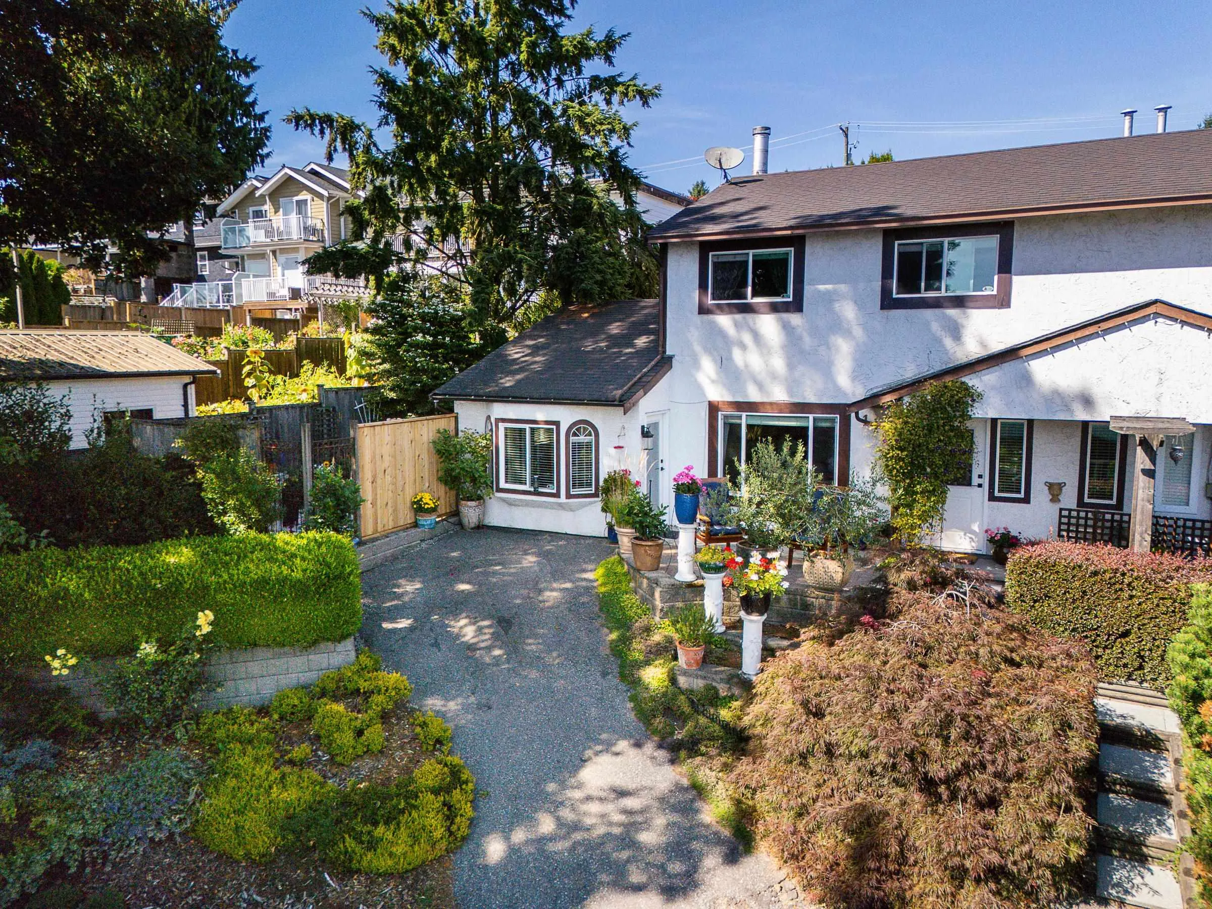 1135 Vanier Avenue