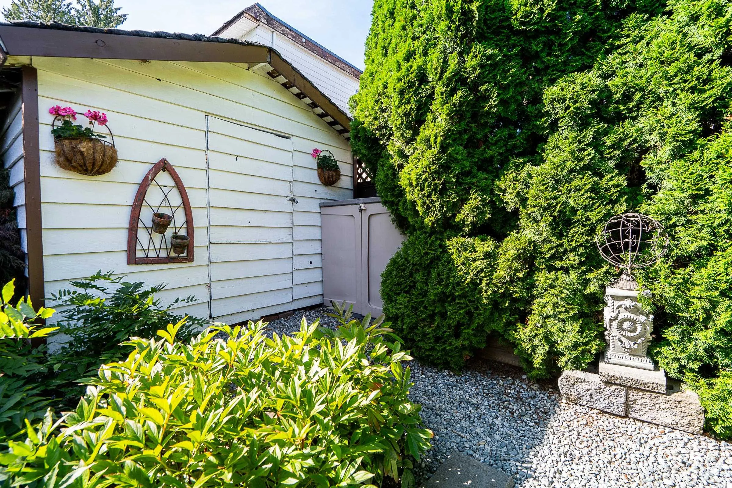 1135 Vanier Avenue