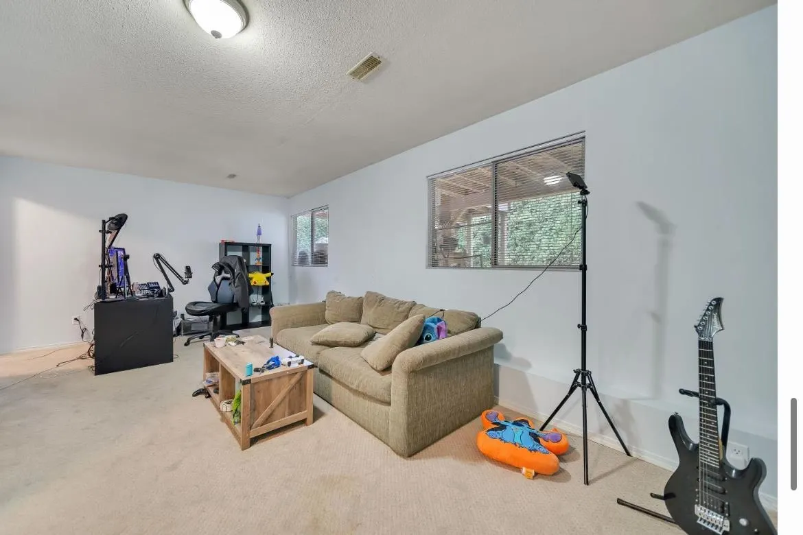 34735 Old Clayburn Road