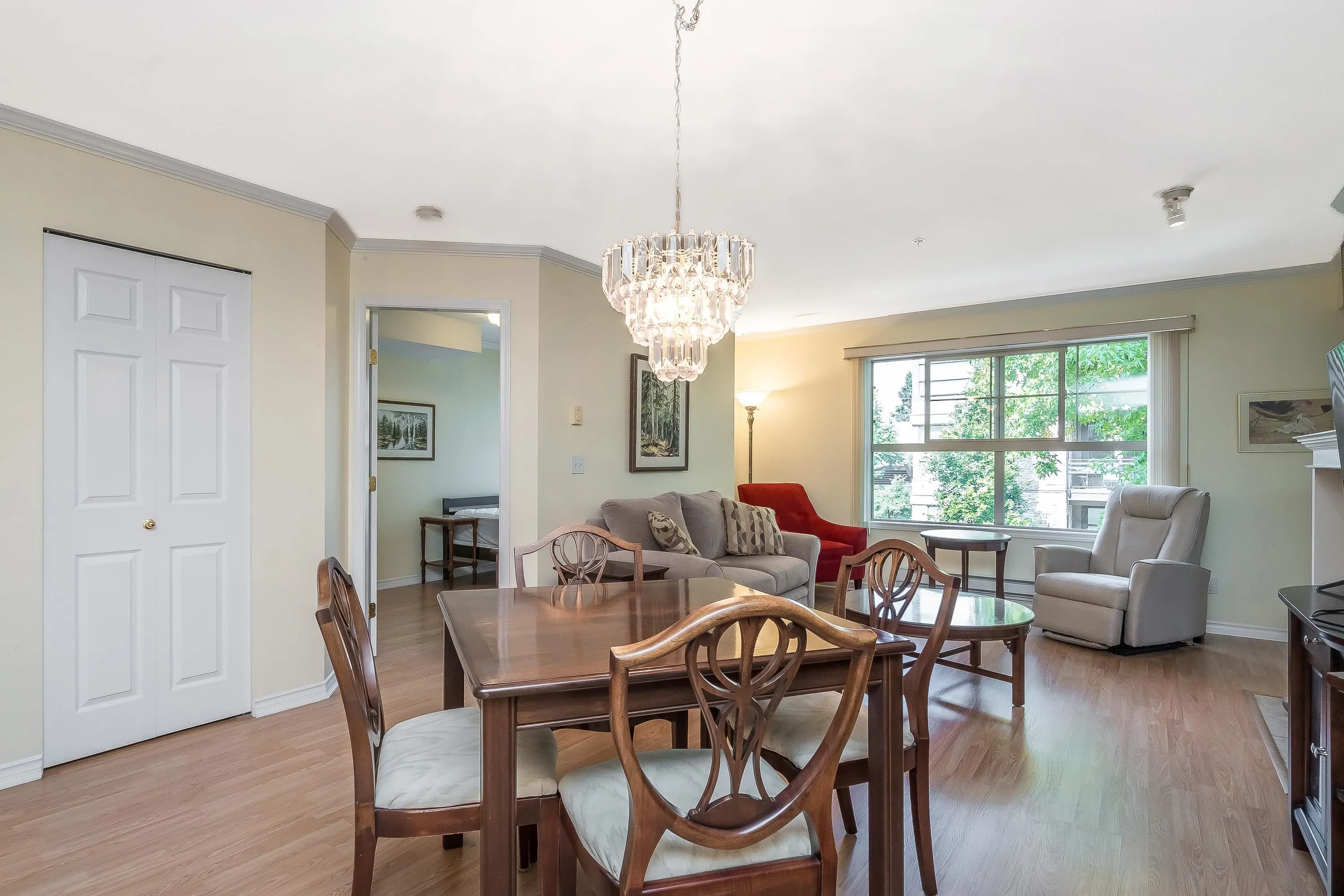 #303 15325 17 Avenue